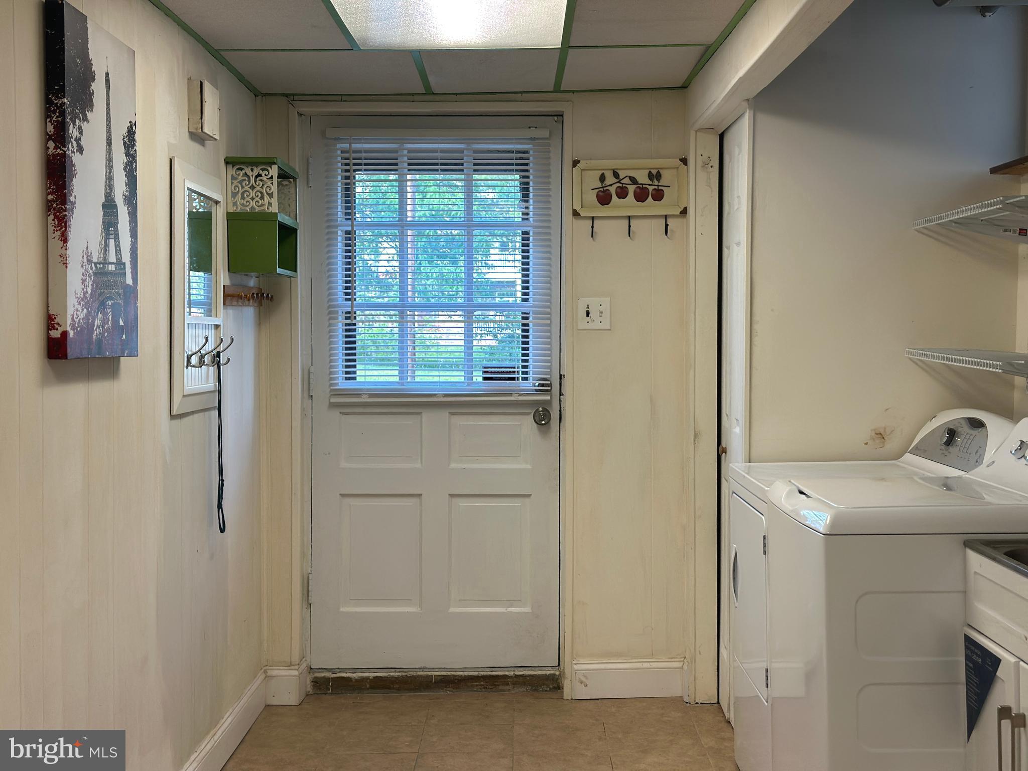 FOX CHASE - Residential