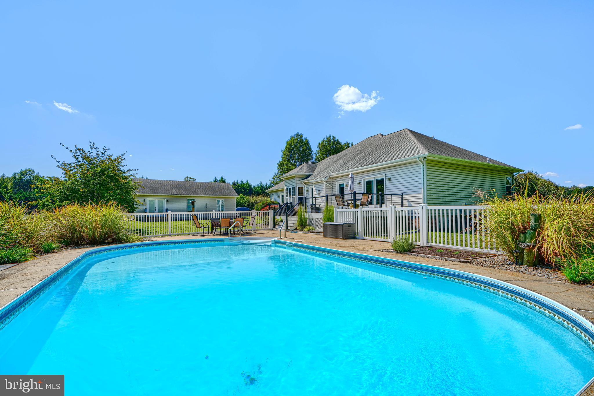 MALLARD'S POND - Residential