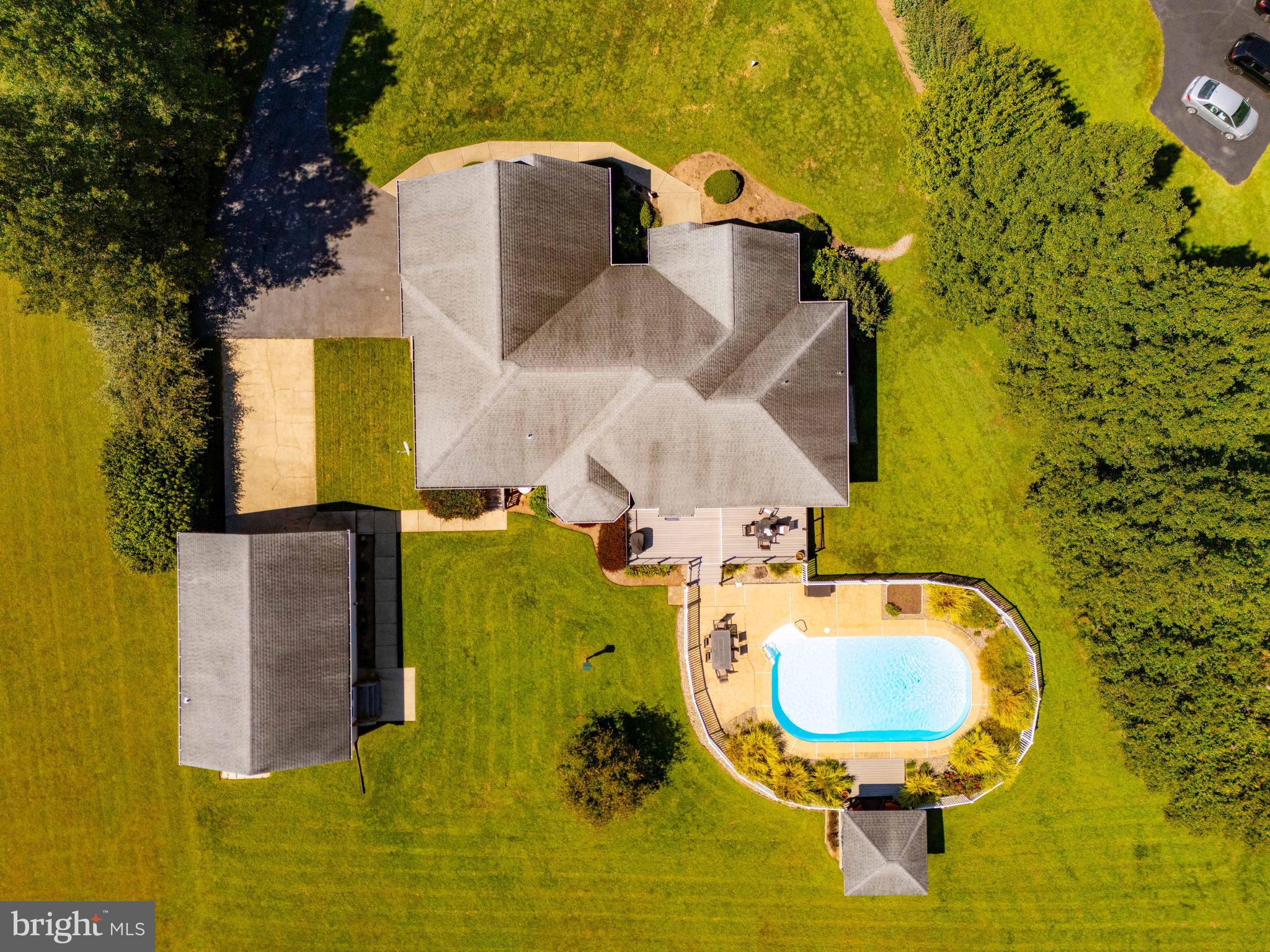 MALLARD'S POND - Residential