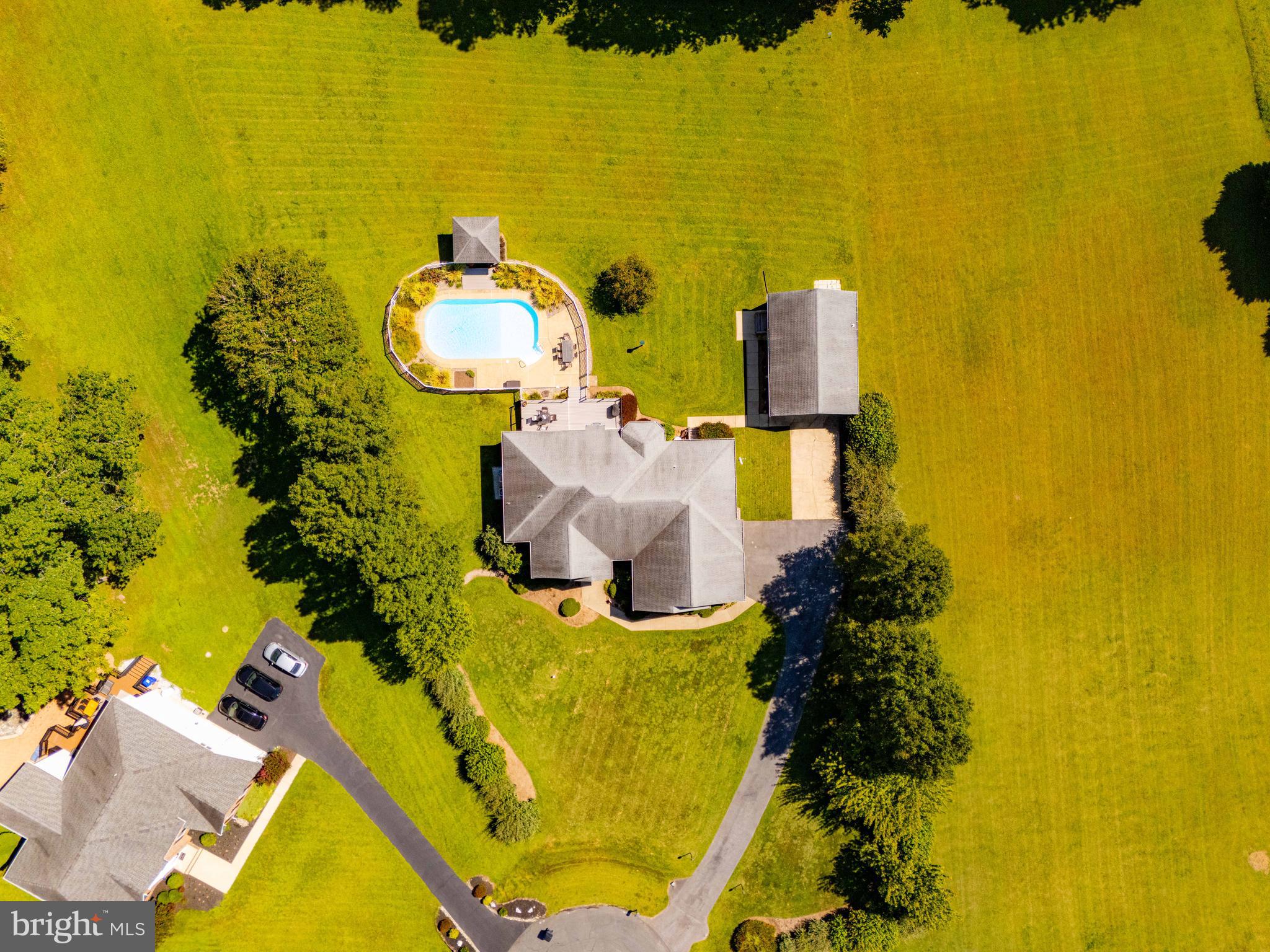 MALLARD'S POND - Residential