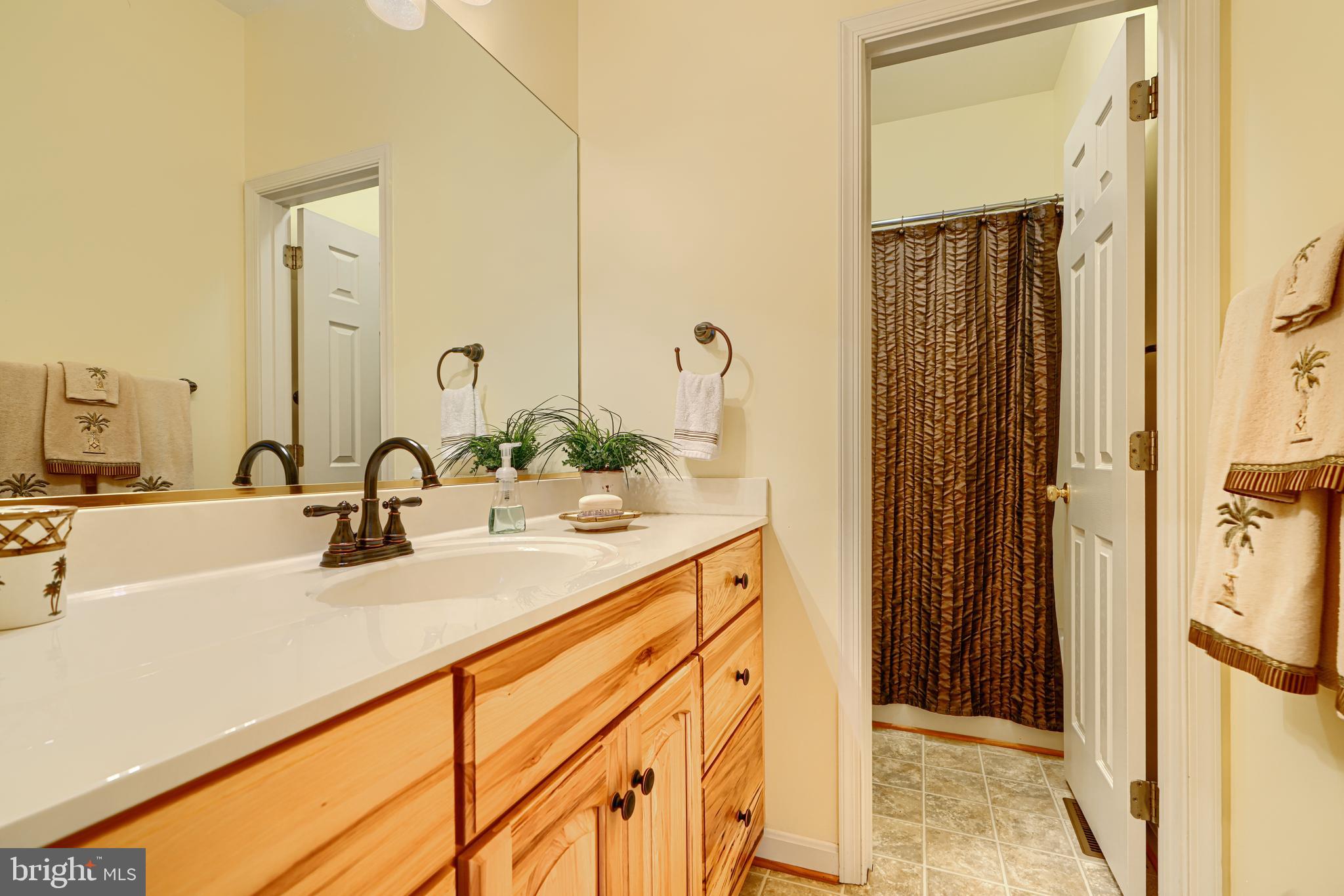 MALLARD'S POND - Residential