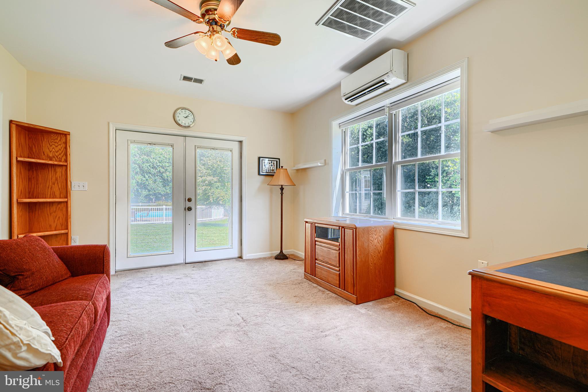 MALLARD'S POND - Residential