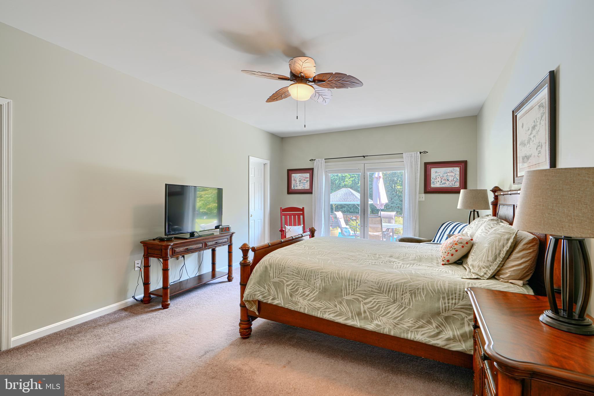 MALLARD'S POND - Residential