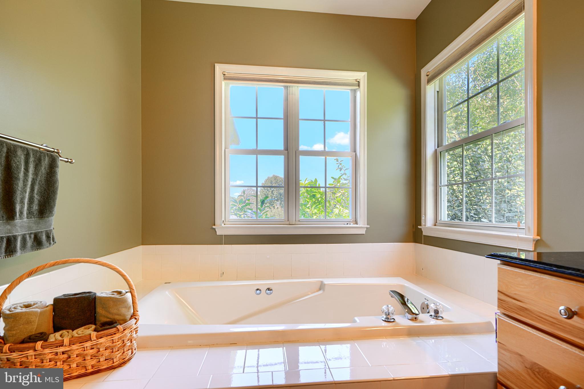 MALLARD'S POND - Residential