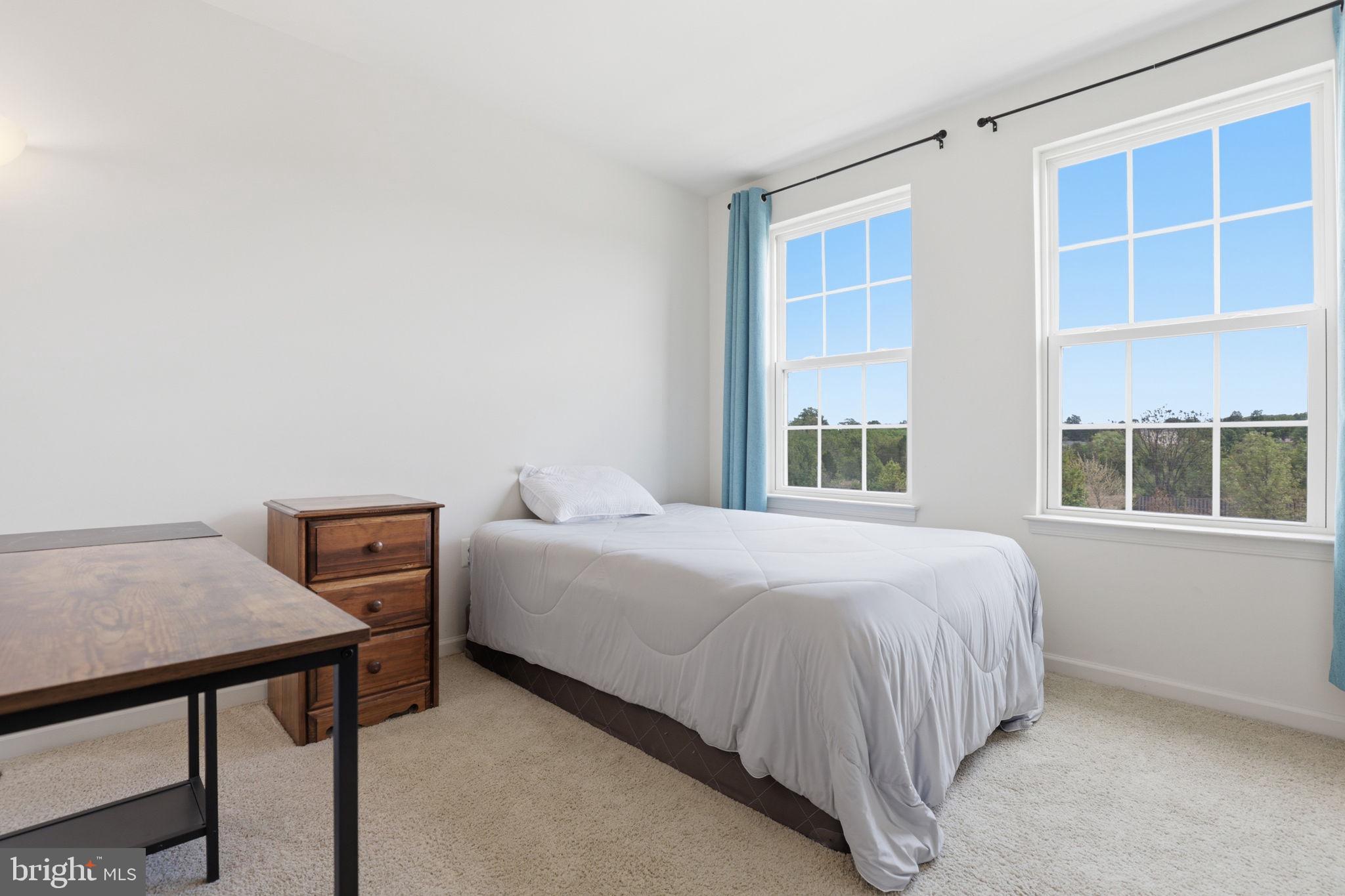 HERITAGE CROSSING CONDOMINIUM - Residential