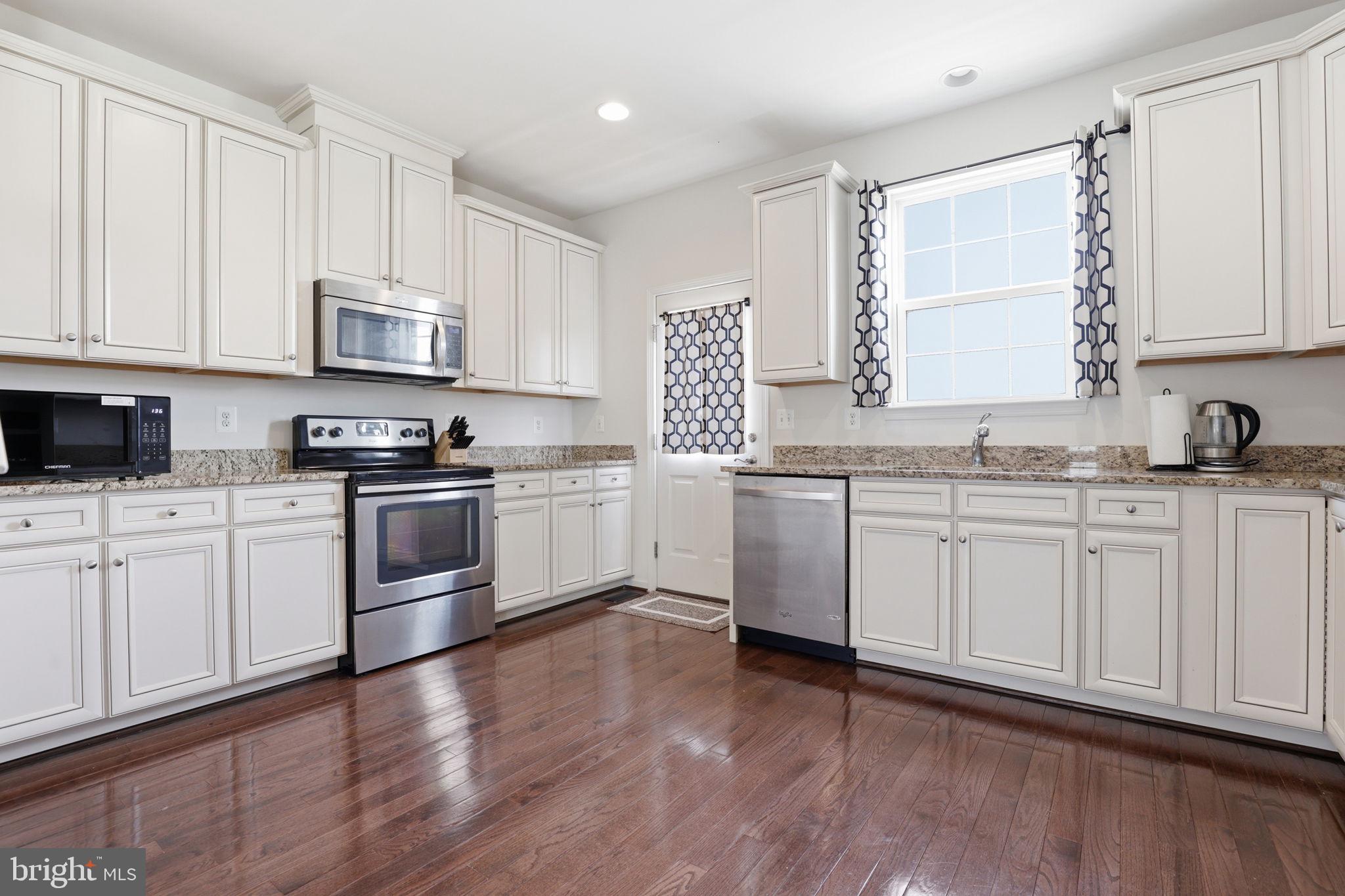 HERITAGE CROSSING CONDOMINIUM - Residential
