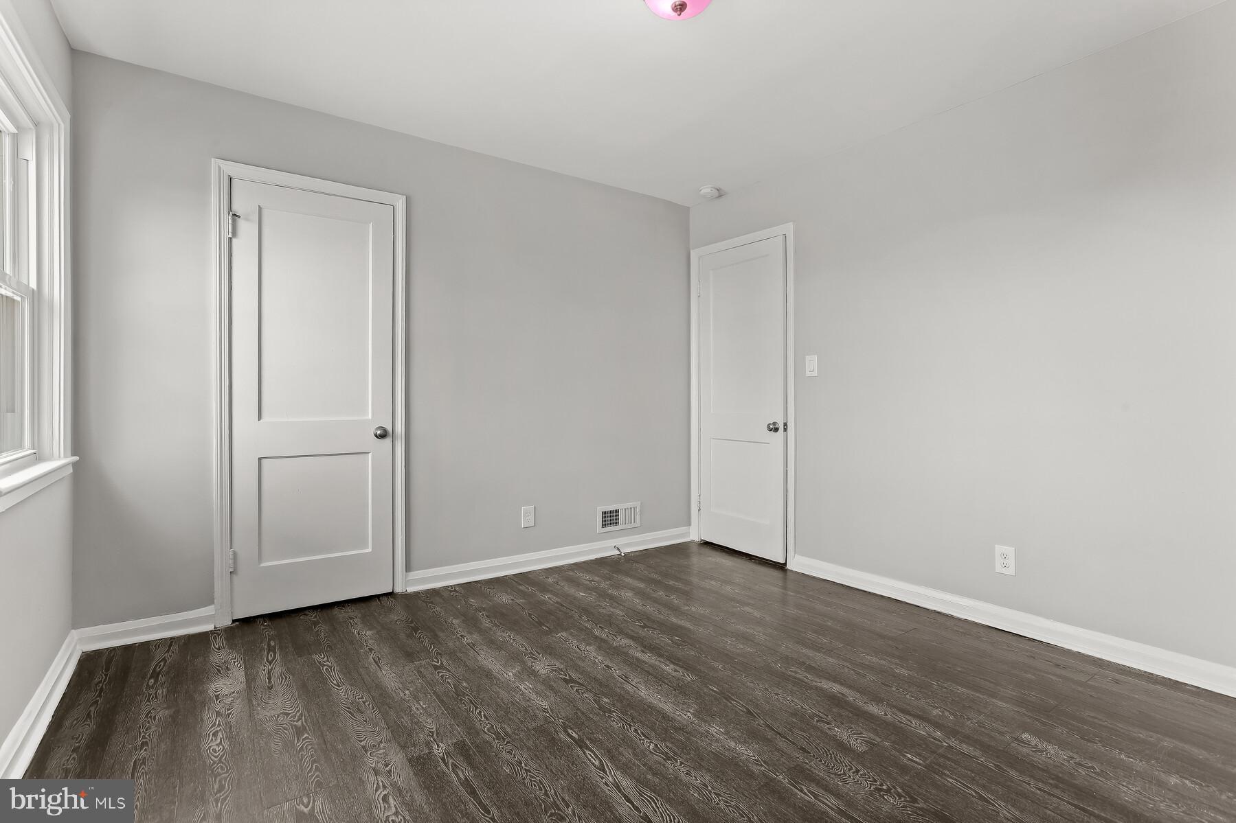 JOSEPH LEE - Residential