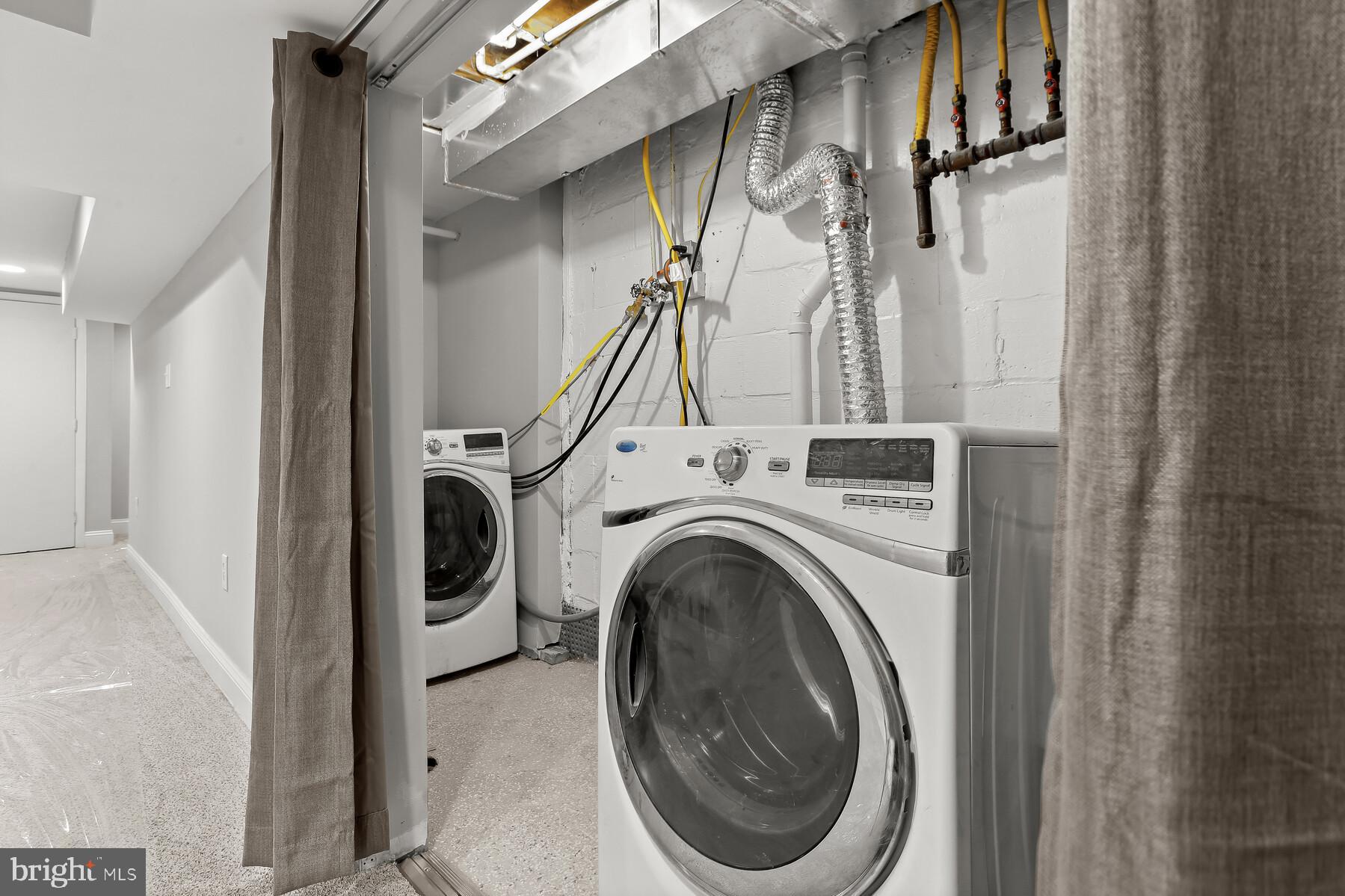 JOSEPH LEE - Residential