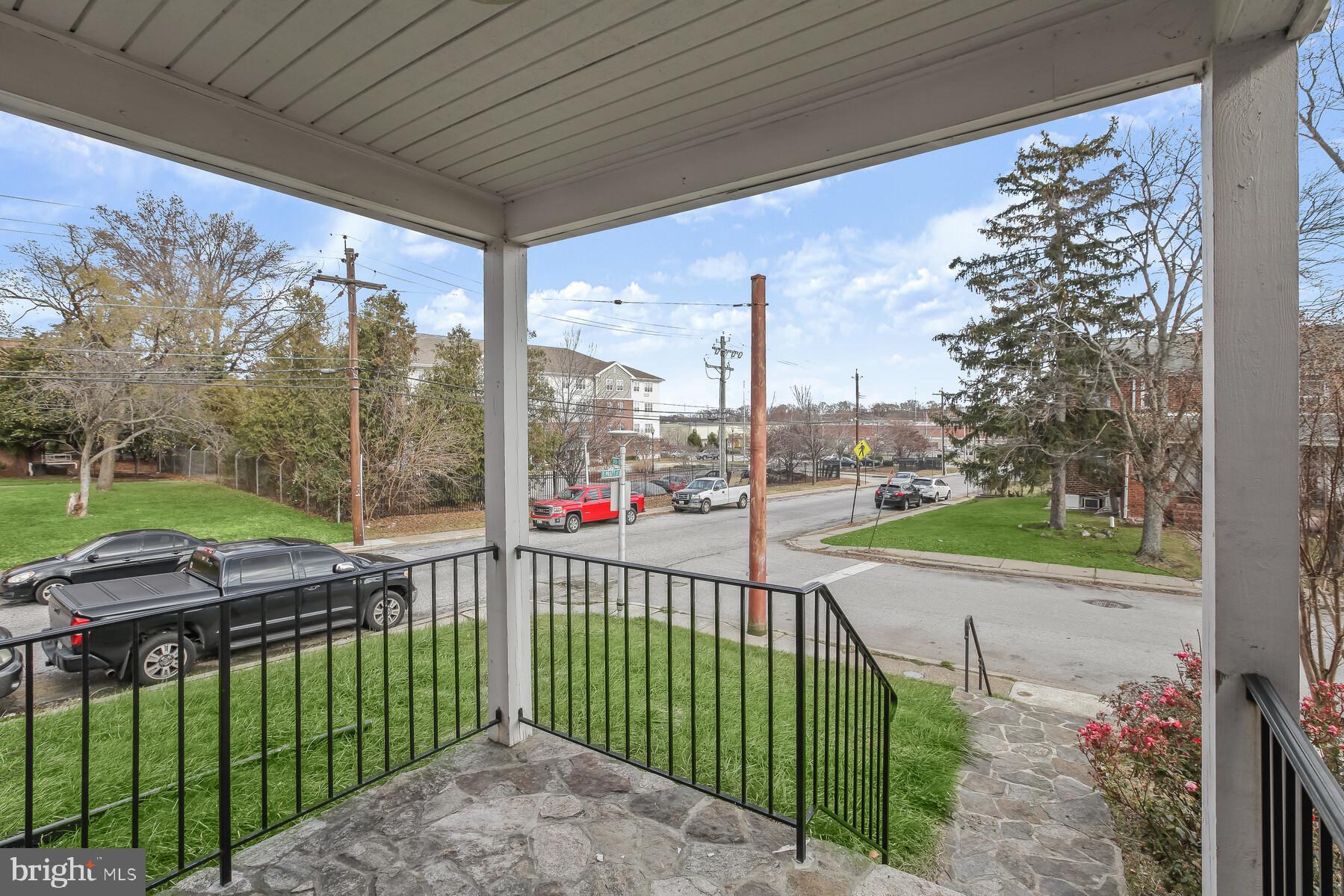 JOSEPH LEE - Residential