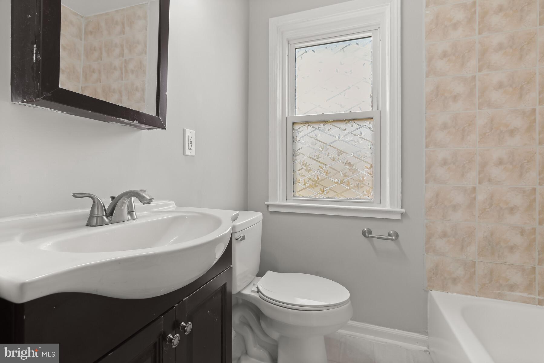 JOSEPH LEE - Residential