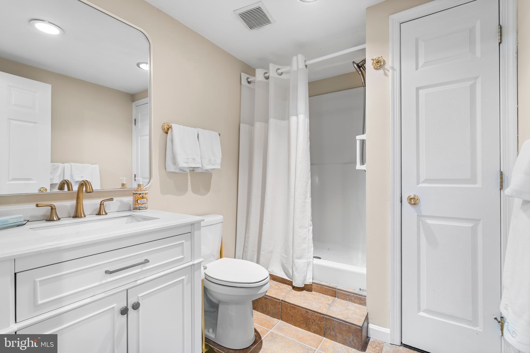 THE CLEARINGS - Residential