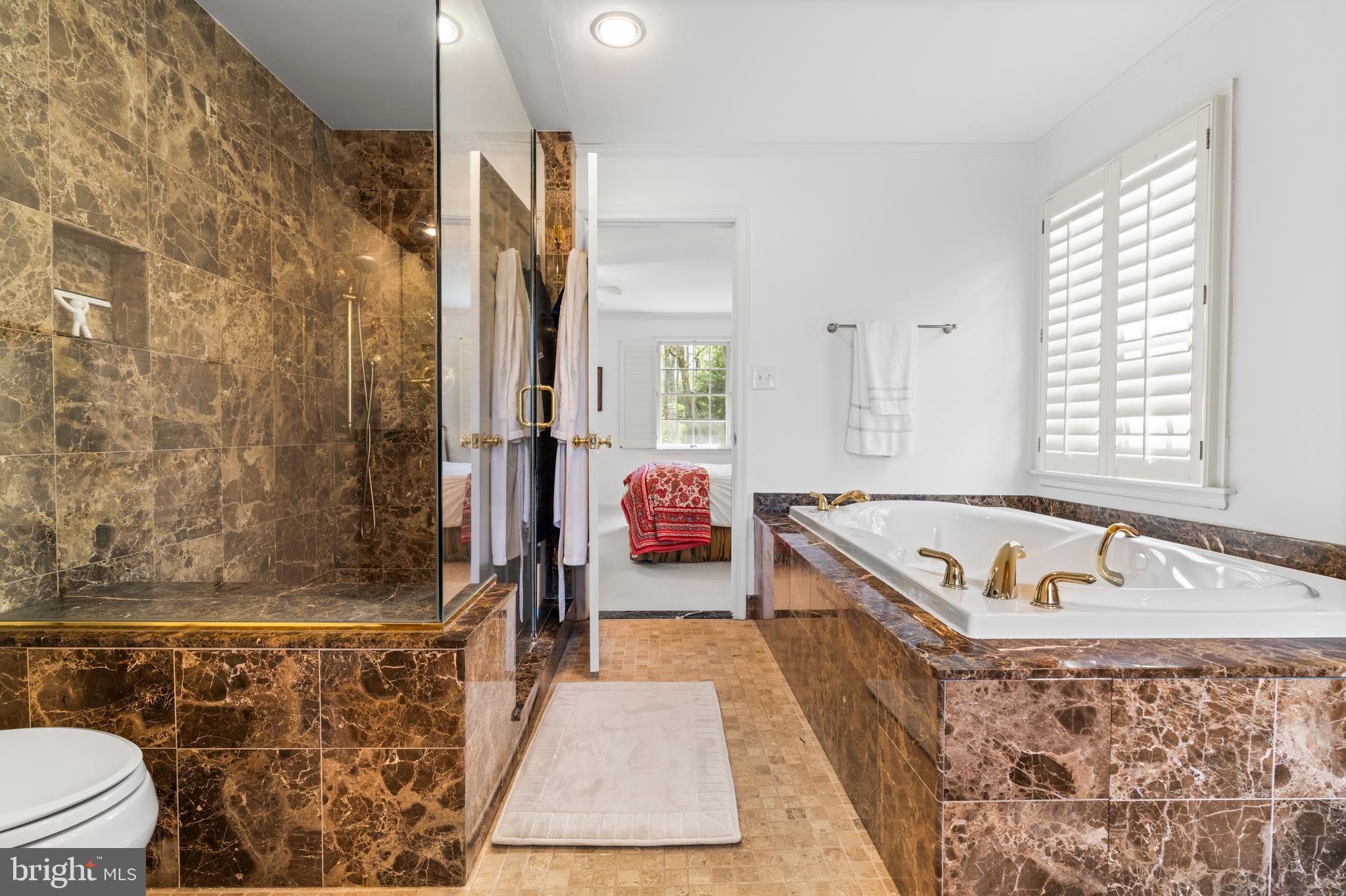 THE CLEARINGS - Residential