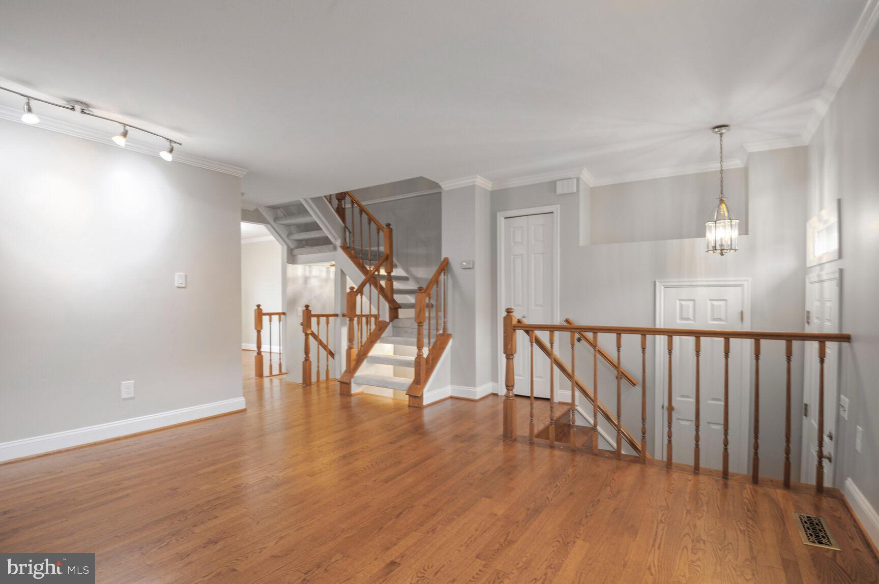 21806 LEATHERLEAF CIRCLE