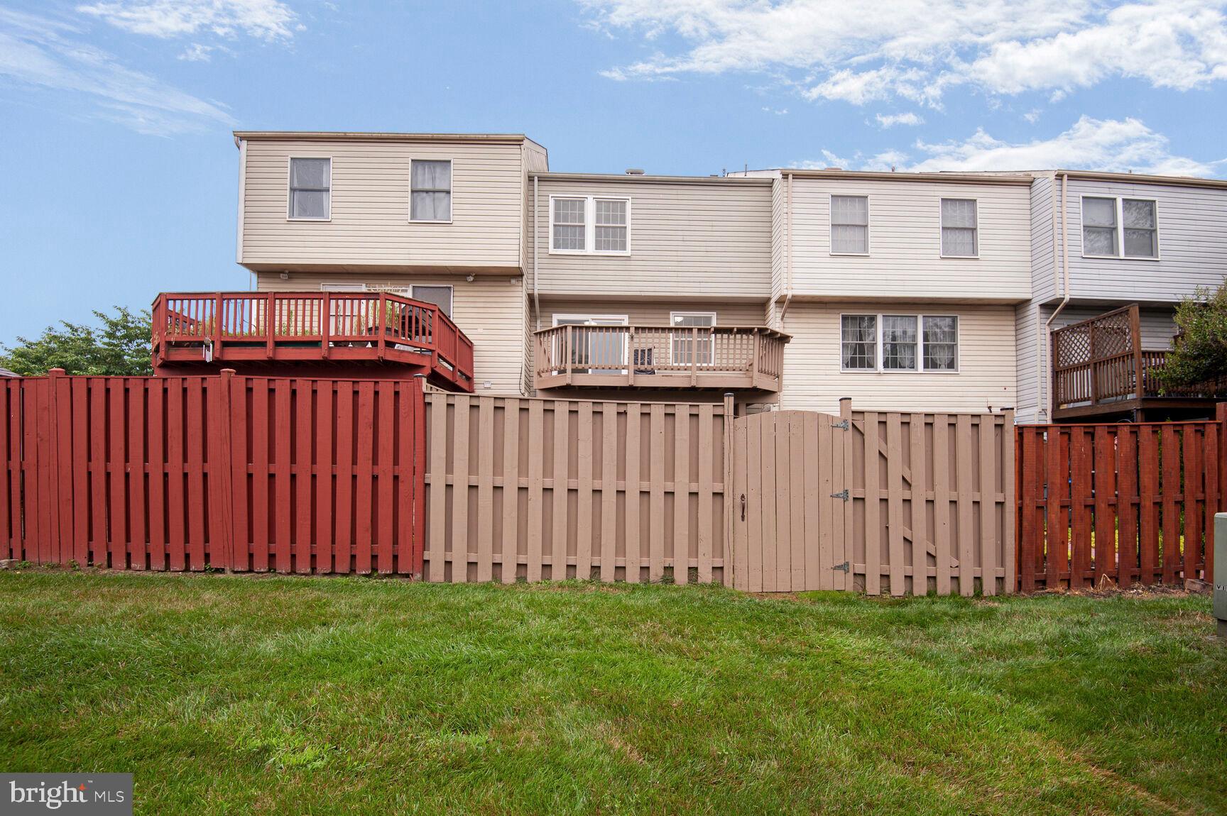 FOX CREEK - Residential