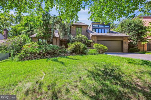 Photo of 7922 Springer Road, Bethesda, MD 20817 (MLS # MDMC2145668) Photo of 7922 Springer Road, Bethesda, MD 20817 (MLS # MDMC2145668)