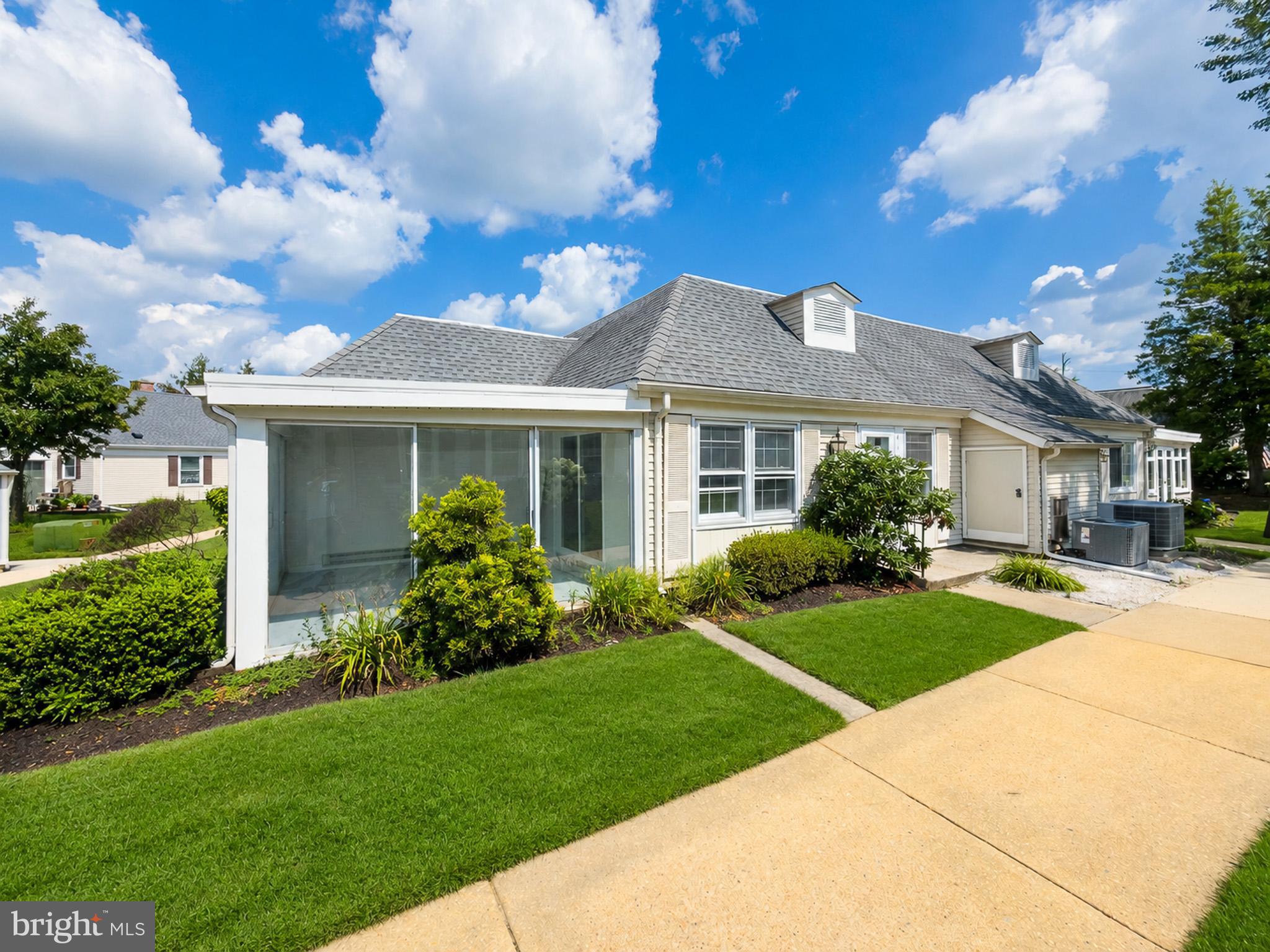 140 PLYMOUTH LANE A
