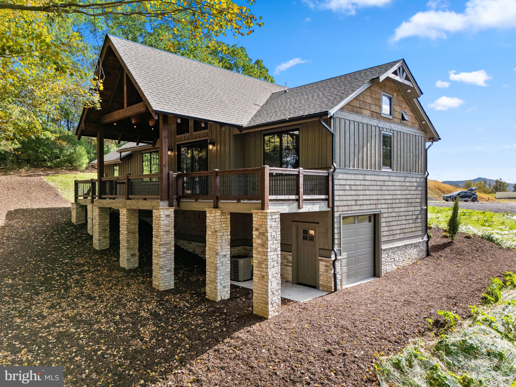 FISHER MOUNTAIN GOLF CLUB & RESORT - Residential