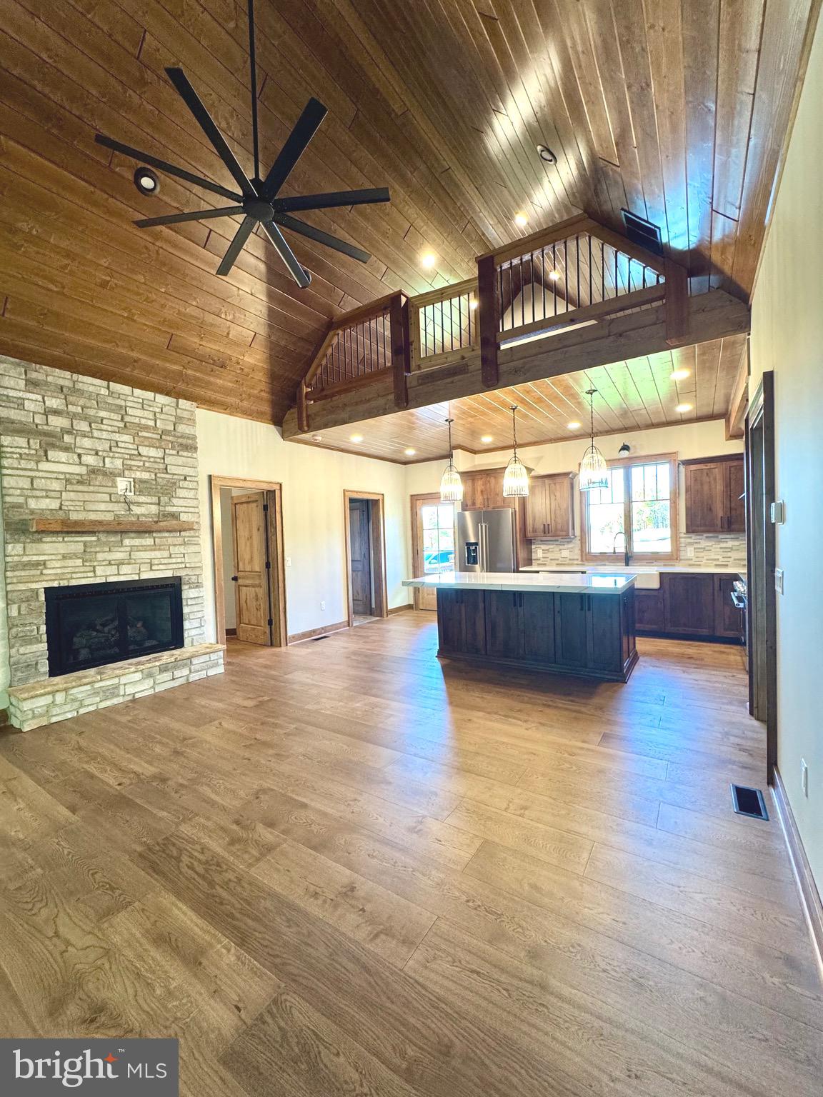 FISHER MOUNTAIN GOLF CLUB & RESORT - Residential