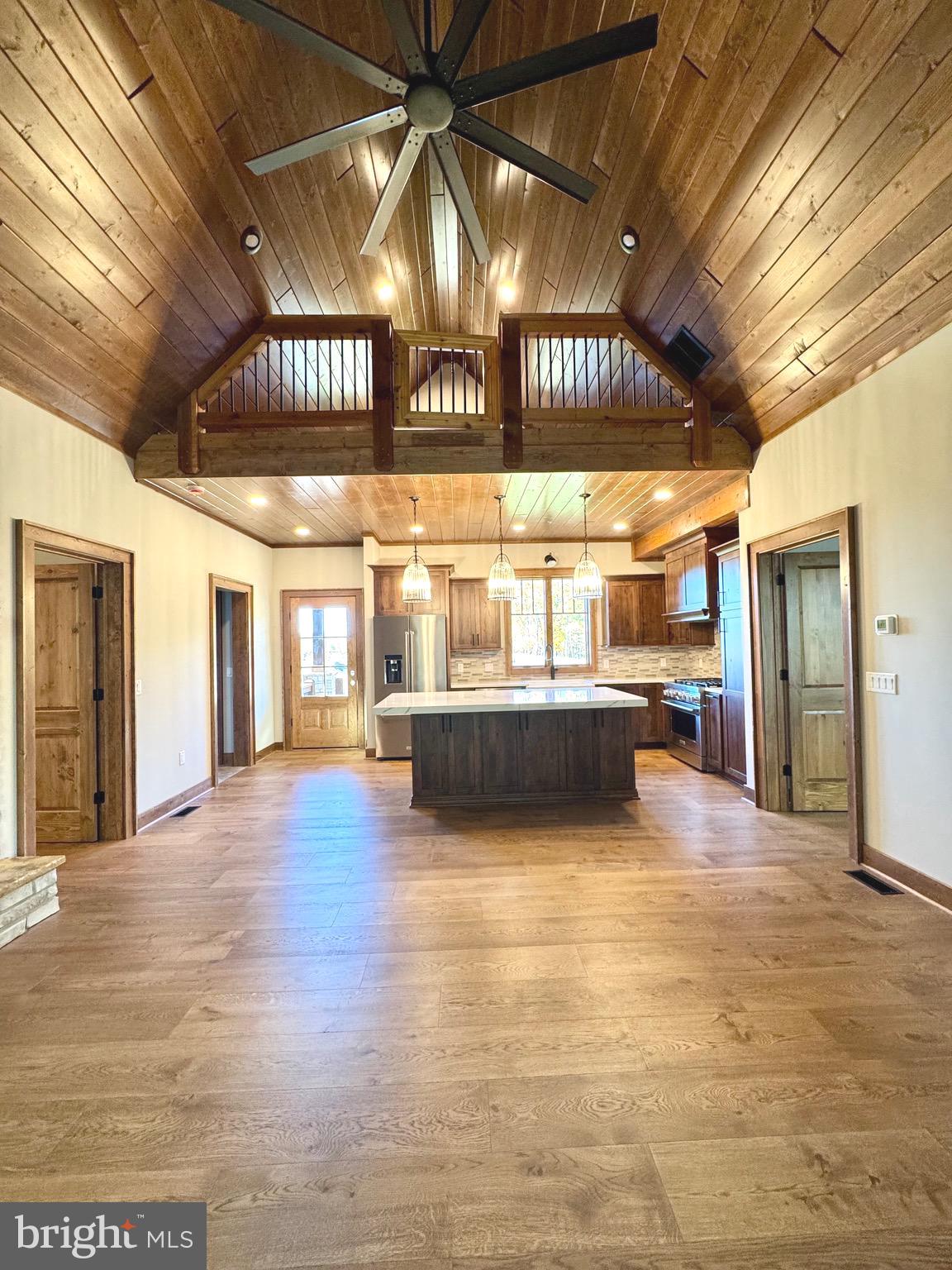 FISHER MOUNTAIN GOLF CLUB & RESORT - Residential