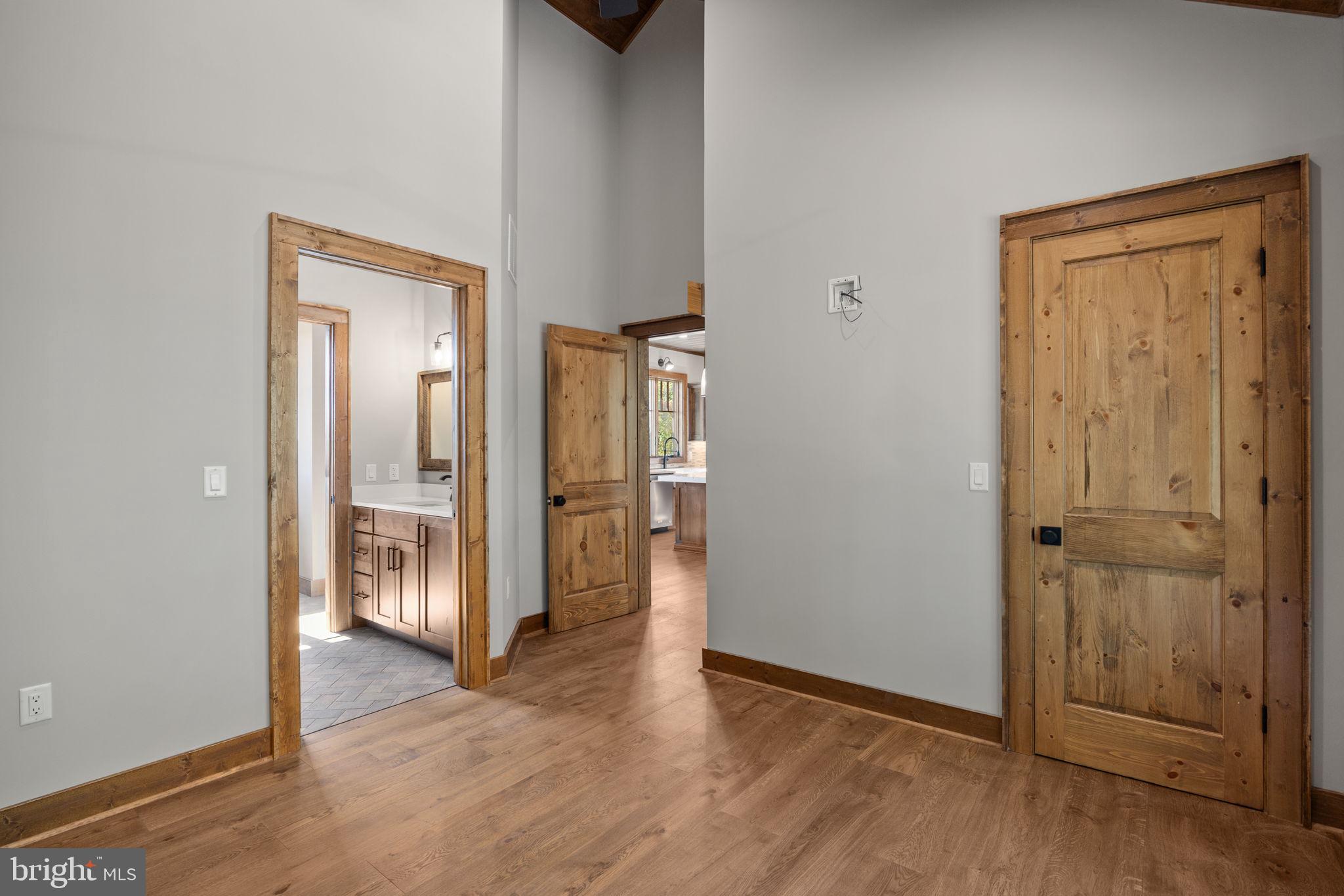 FISHER MOUNTAIN GOLF CLUB & RESORT - Residential