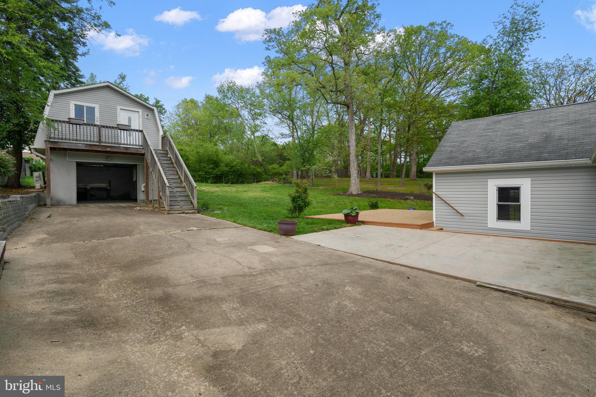 WINDSOR ESTATES - Residential