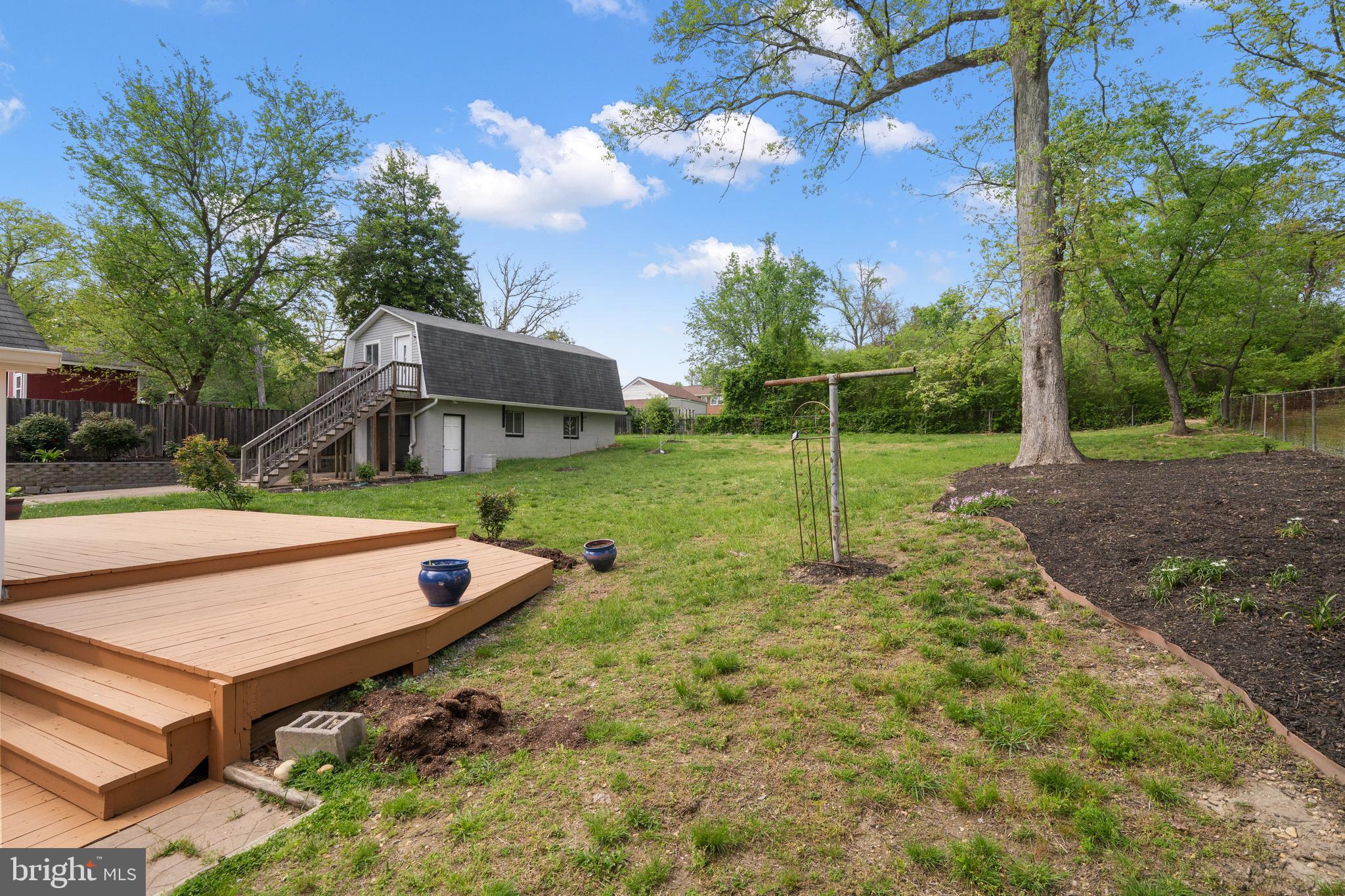 WINDSOR ESTATES - Residential