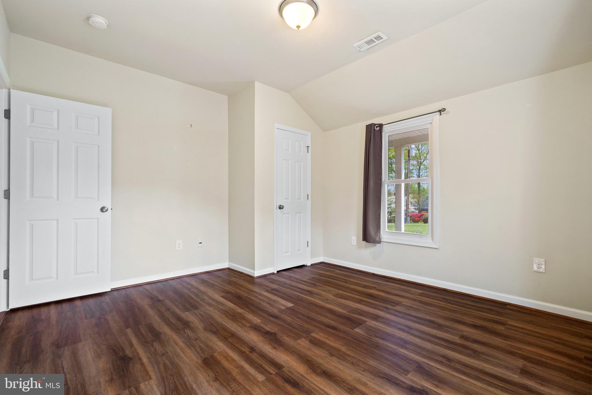 WINDSOR ESTATES - Residential