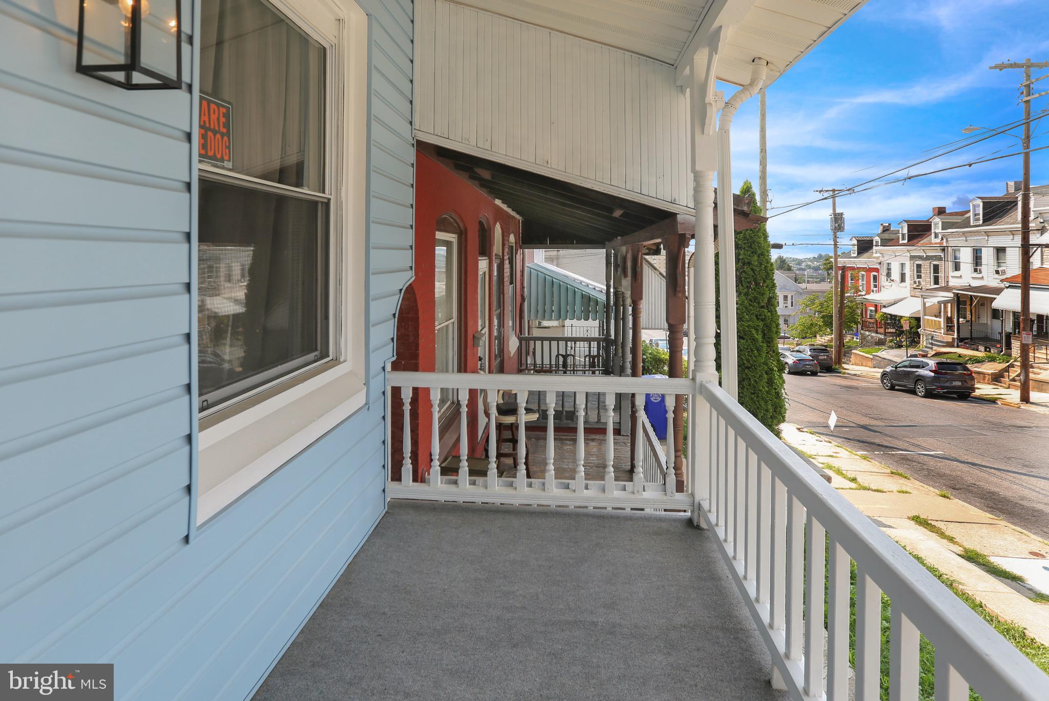 1218 GREEN STREET