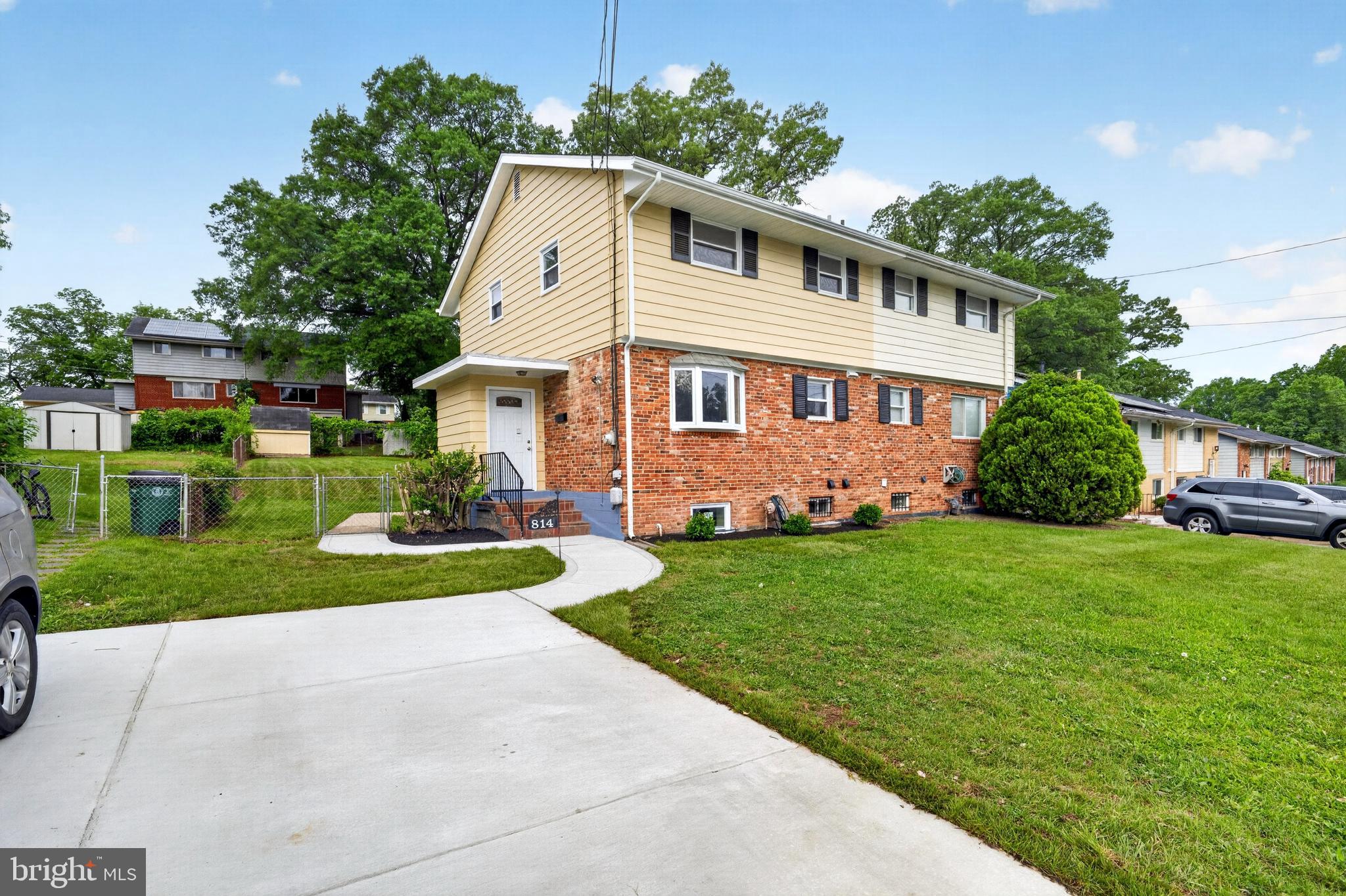 814 BOOKER PLACE