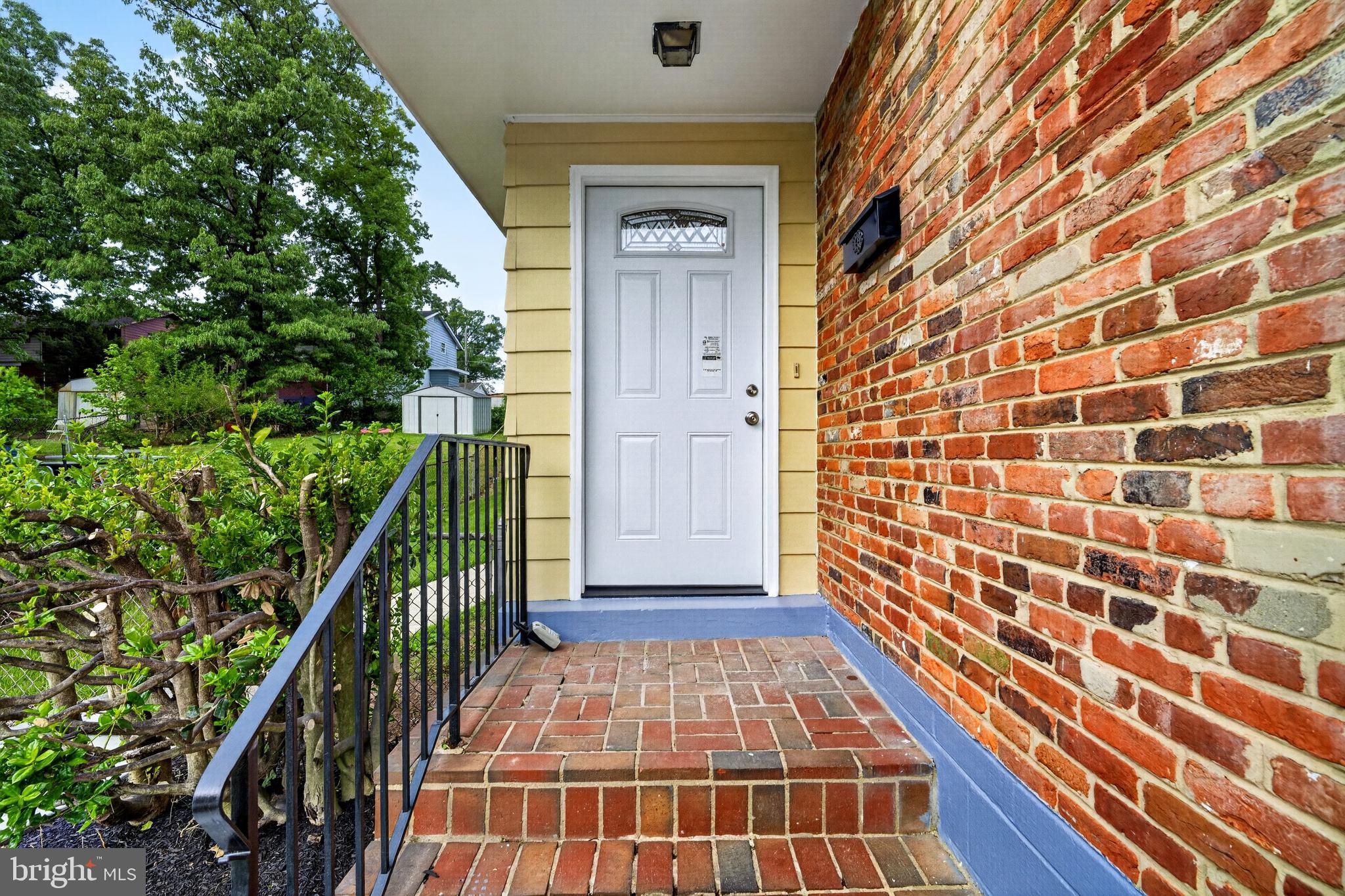 814 BOOKER PLACE