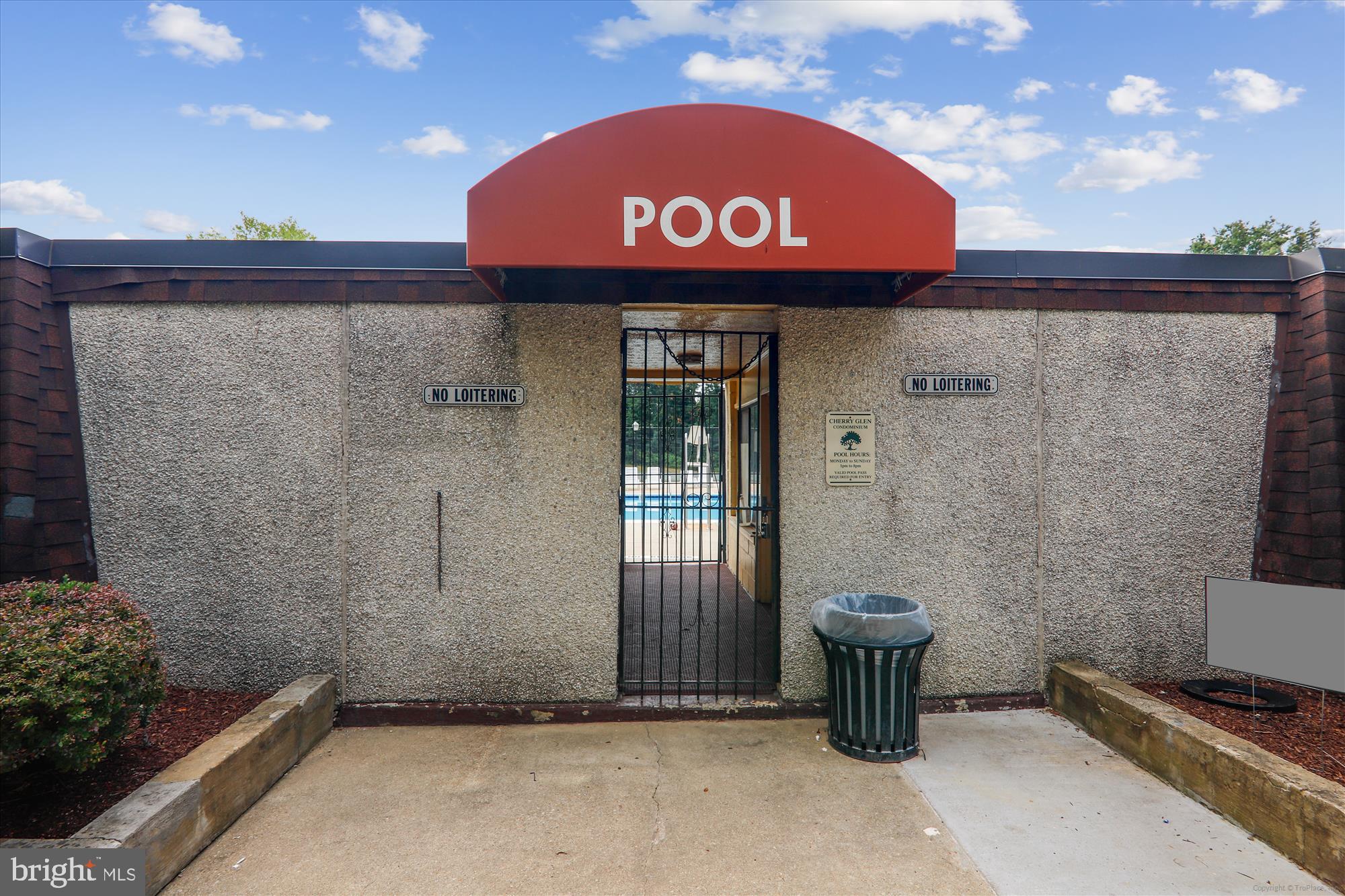 CHERRY GLEN CONDOS - Residential