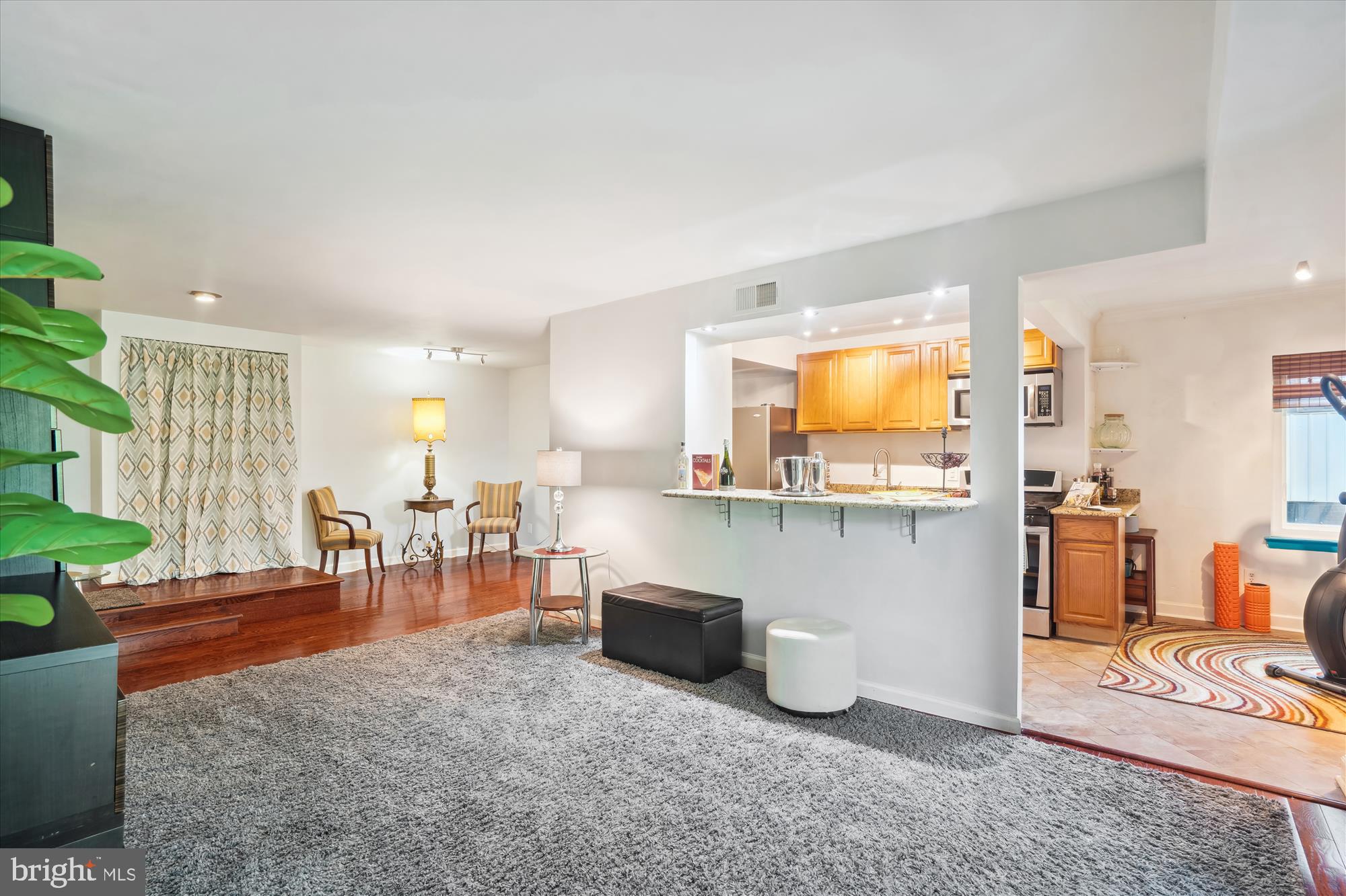 CHERRY GLEN CONDOS - Residential