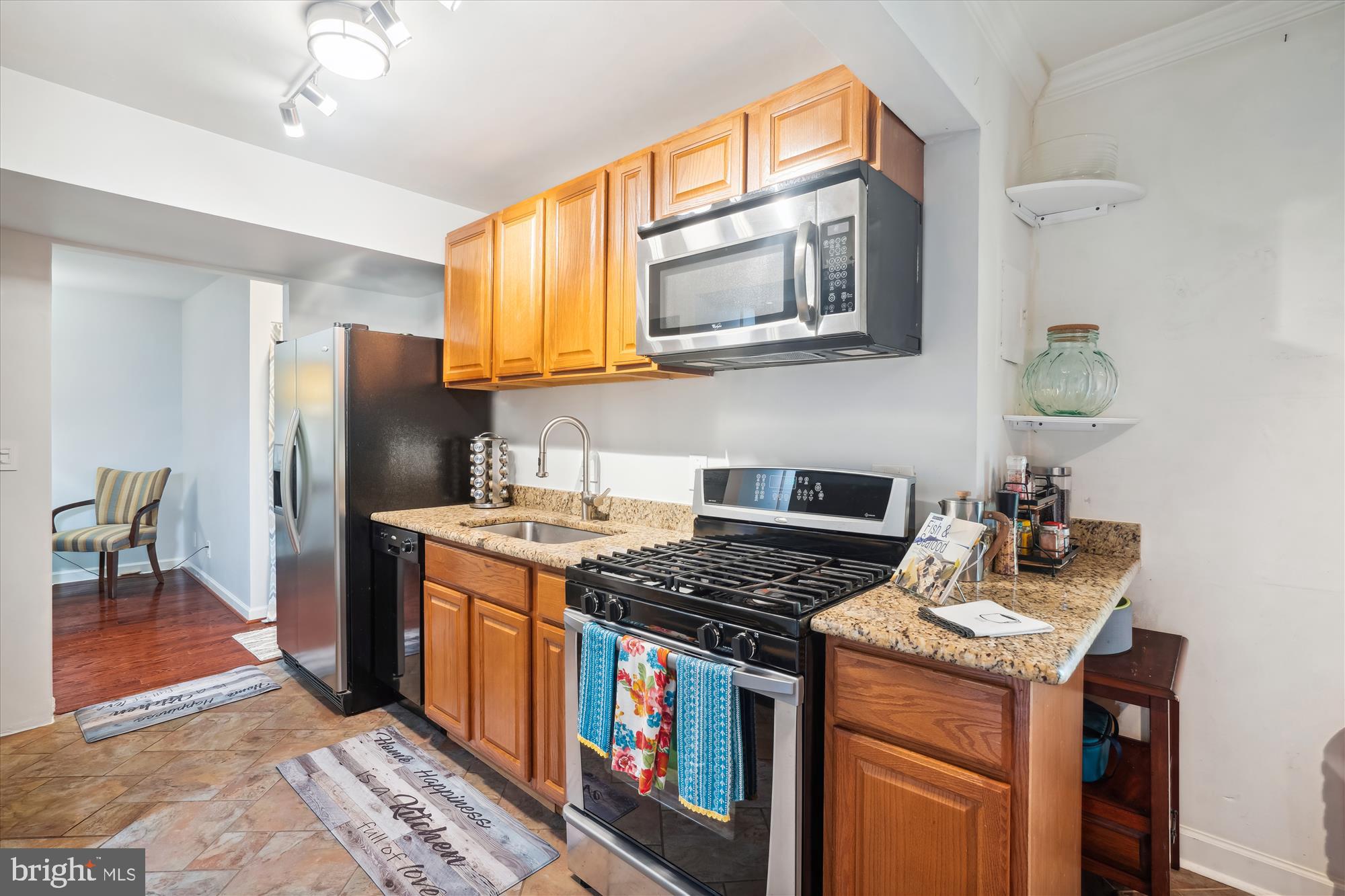 CHERRY GLEN CONDOS - Residential