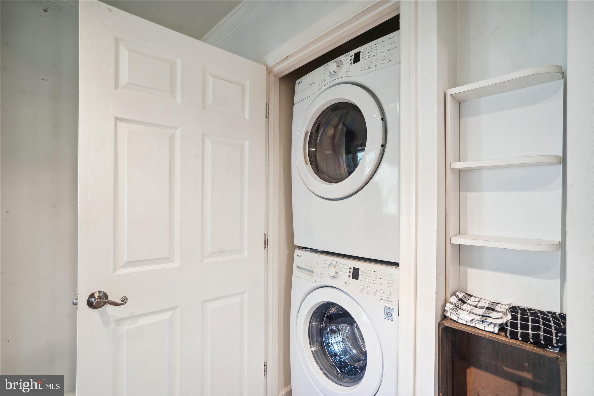 CHERRY GLEN CONDOS - Residential