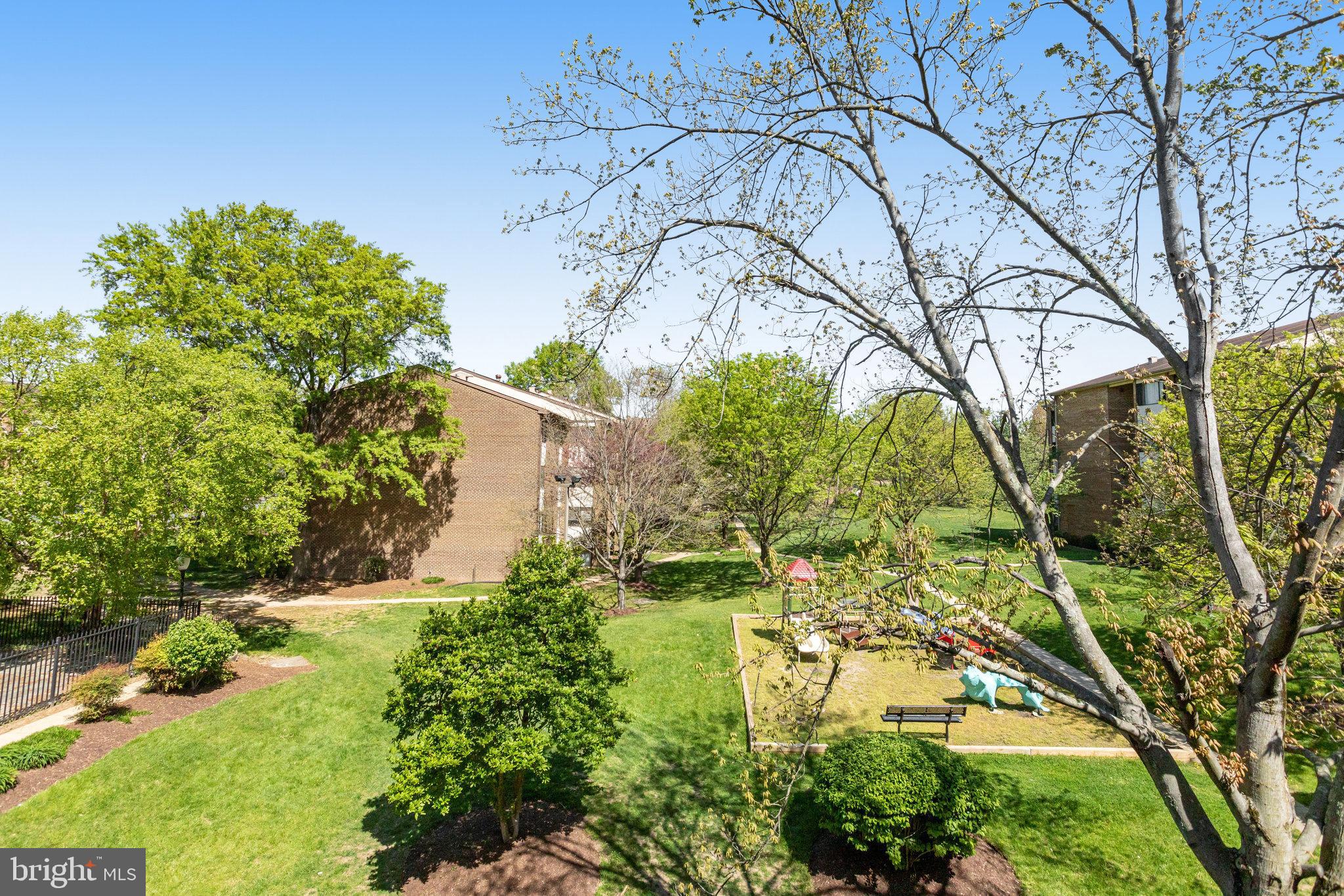 CHERRY GLEN CONDOS - Residential