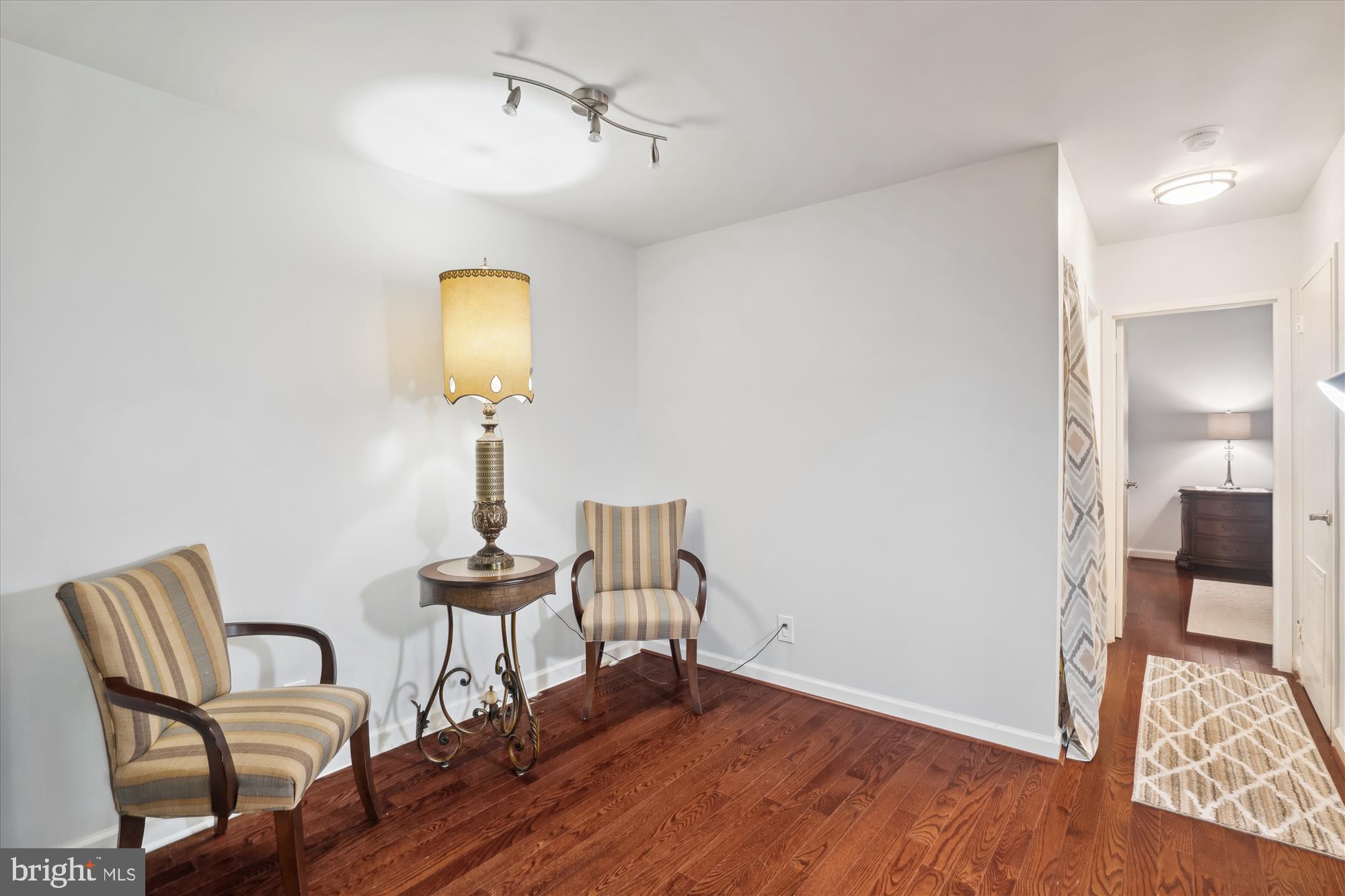 CHERRY GLEN CONDOS - Residential