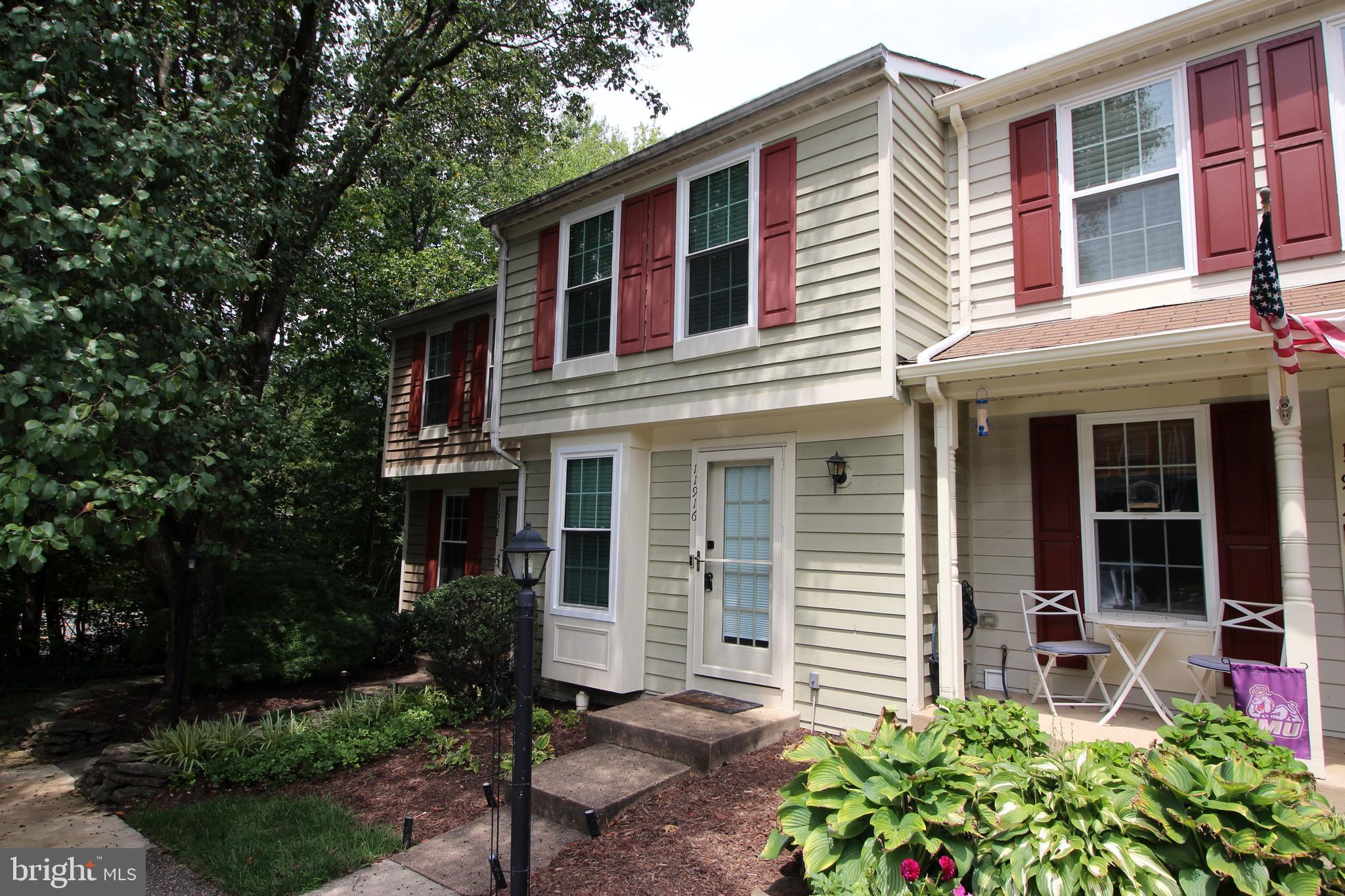 11916 FIELDTHORN COURT