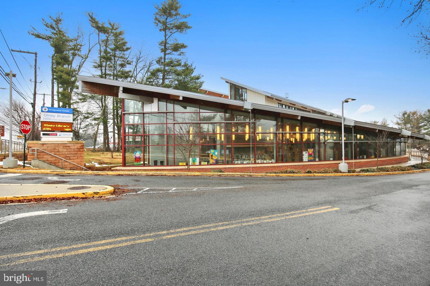 OLNEY OAKS - Residential