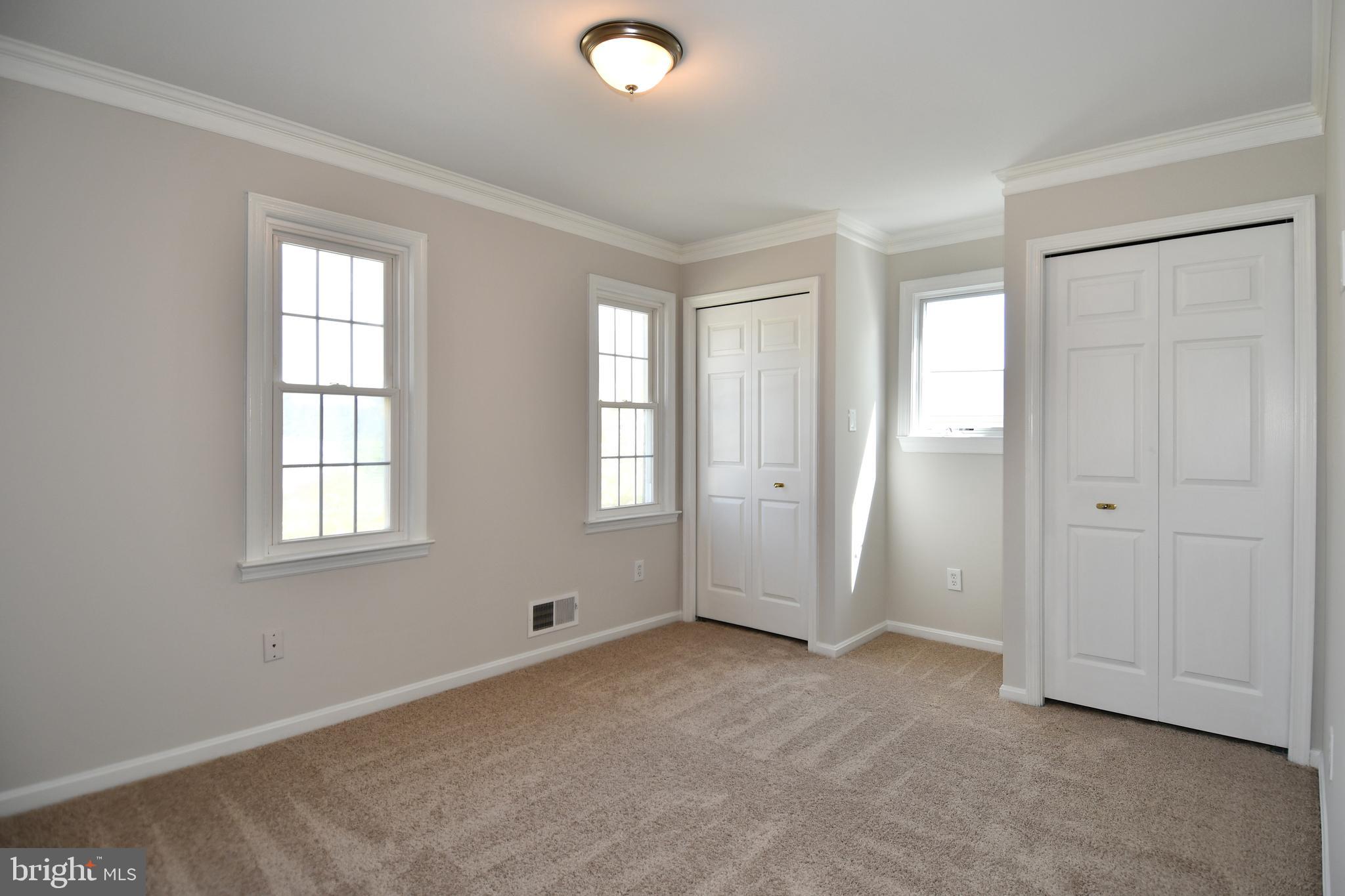 OLNEY OAKS - Residential