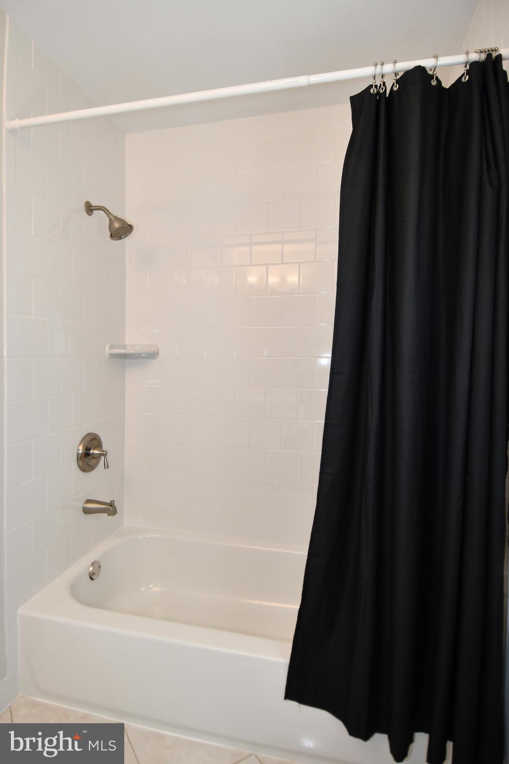 OLNEY OAKS - Residential