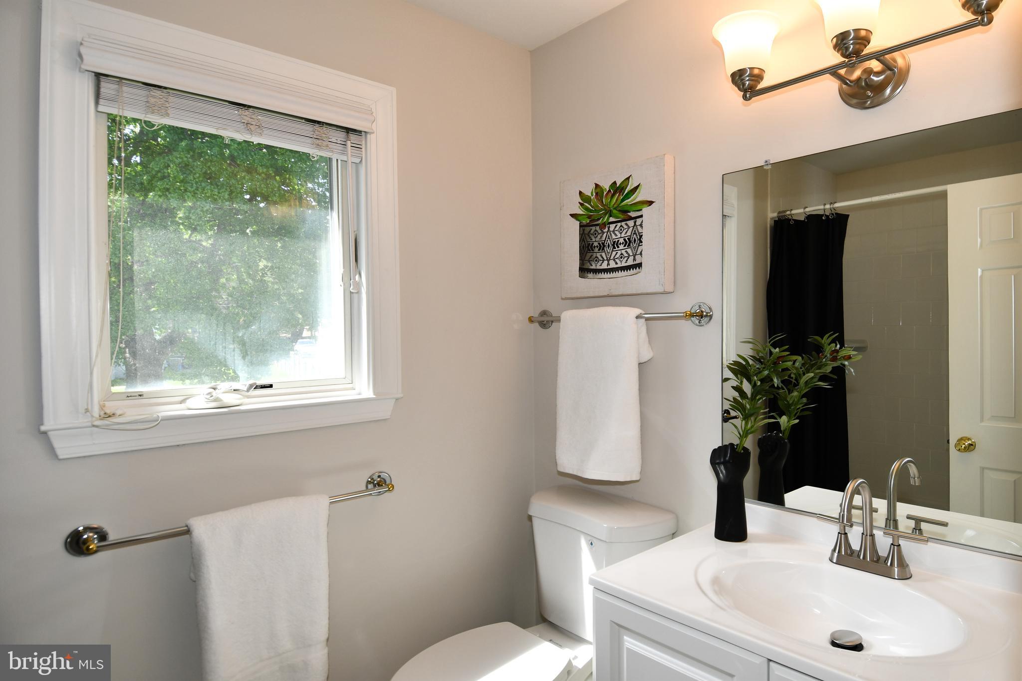 OLNEY OAKS - Residential