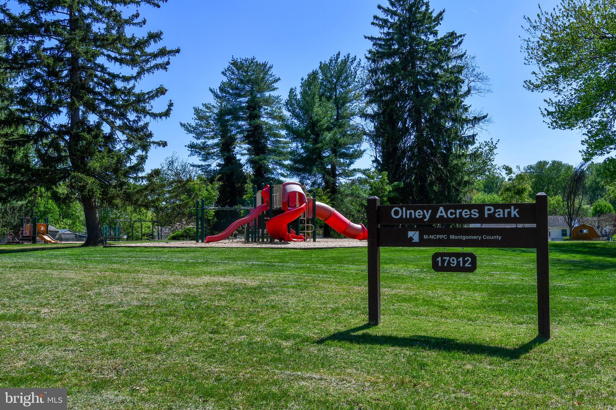 OLNEY OAKS - Residential