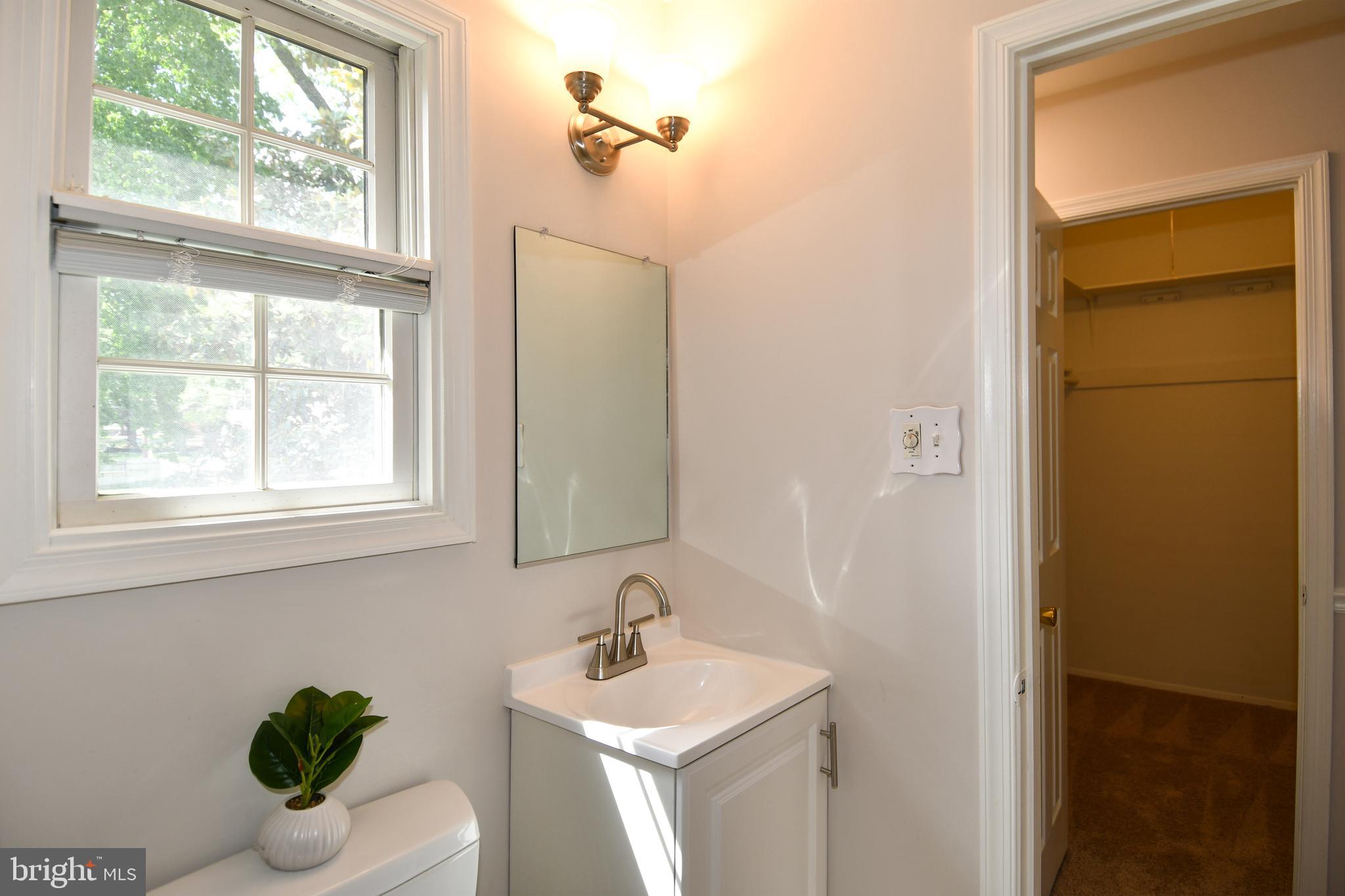 OLNEY OAKS - Residential