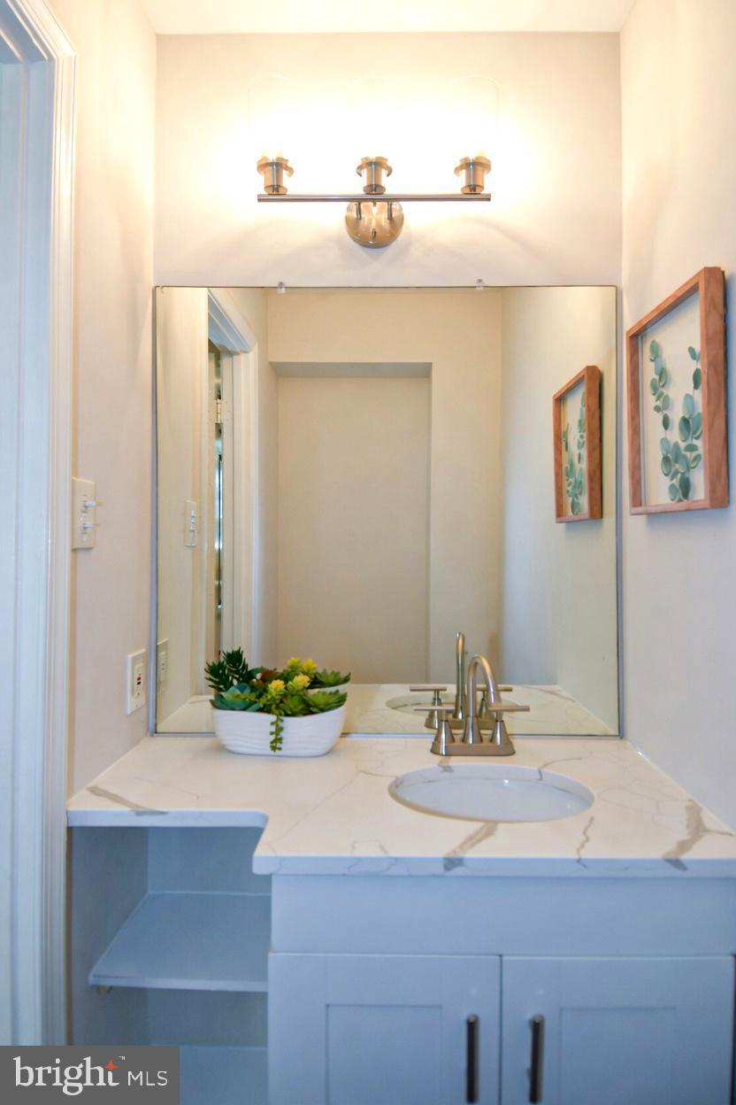 OLNEY OAKS - Residential