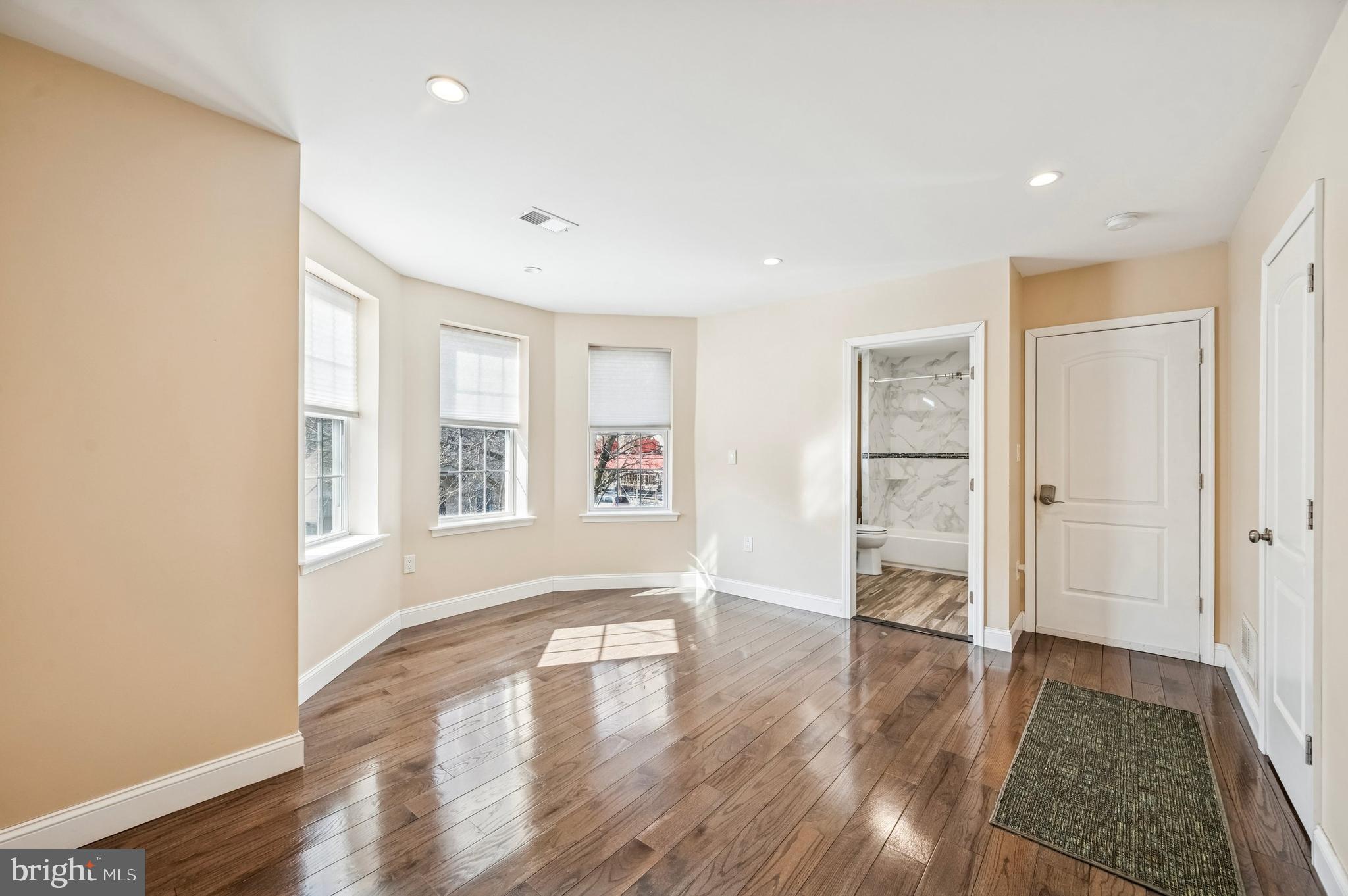 POWELTON VILLAGE - Residential