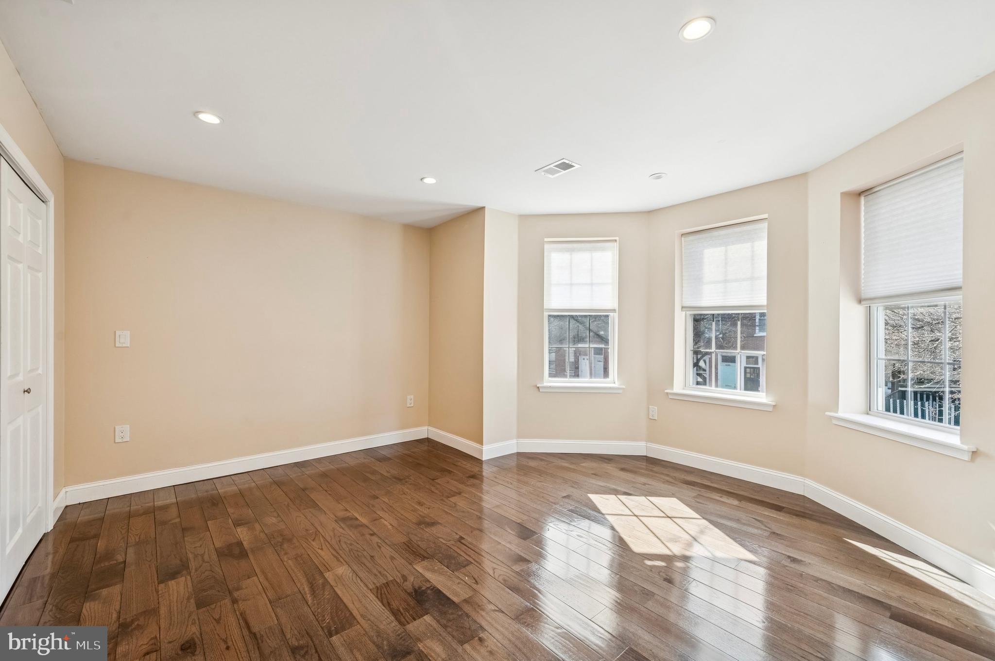 POWELTON VILLAGE - Residential