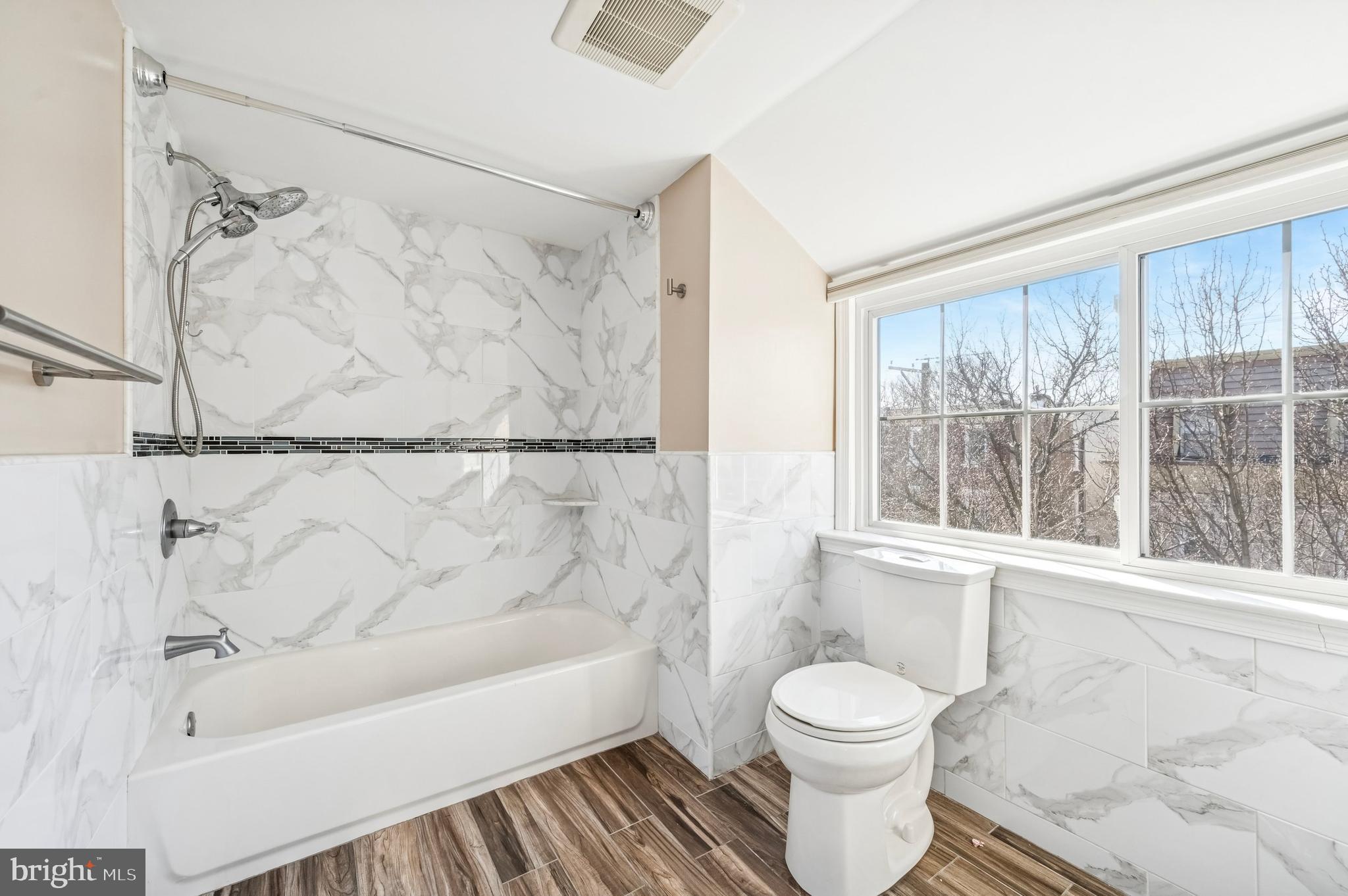 POWELTON VILLAGE - Residential