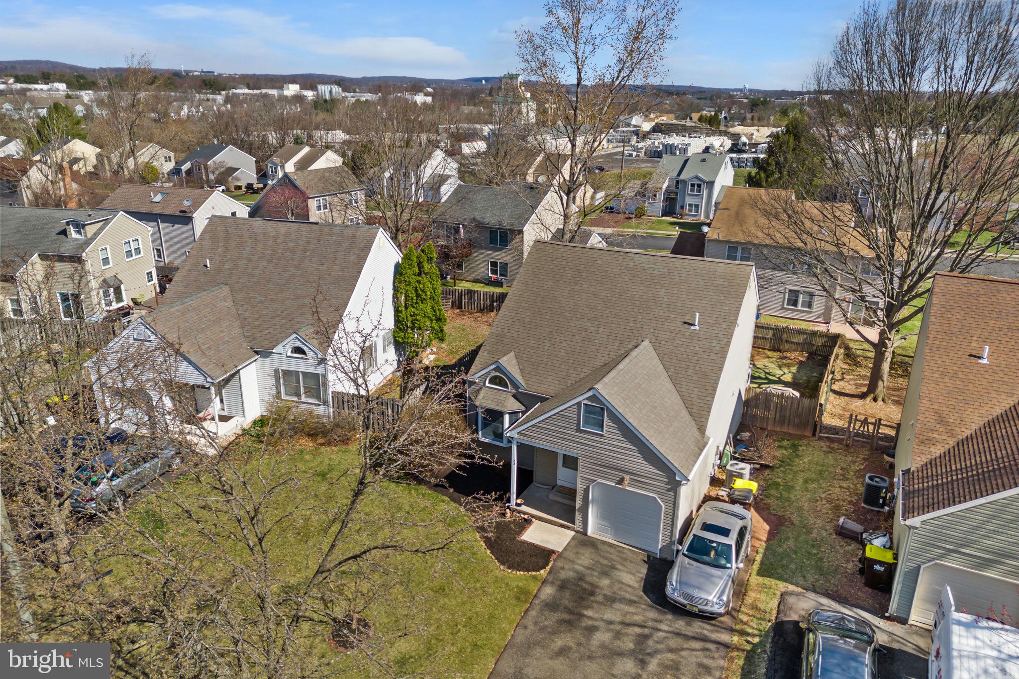 73 WHETHERSFIELD CIRCLE