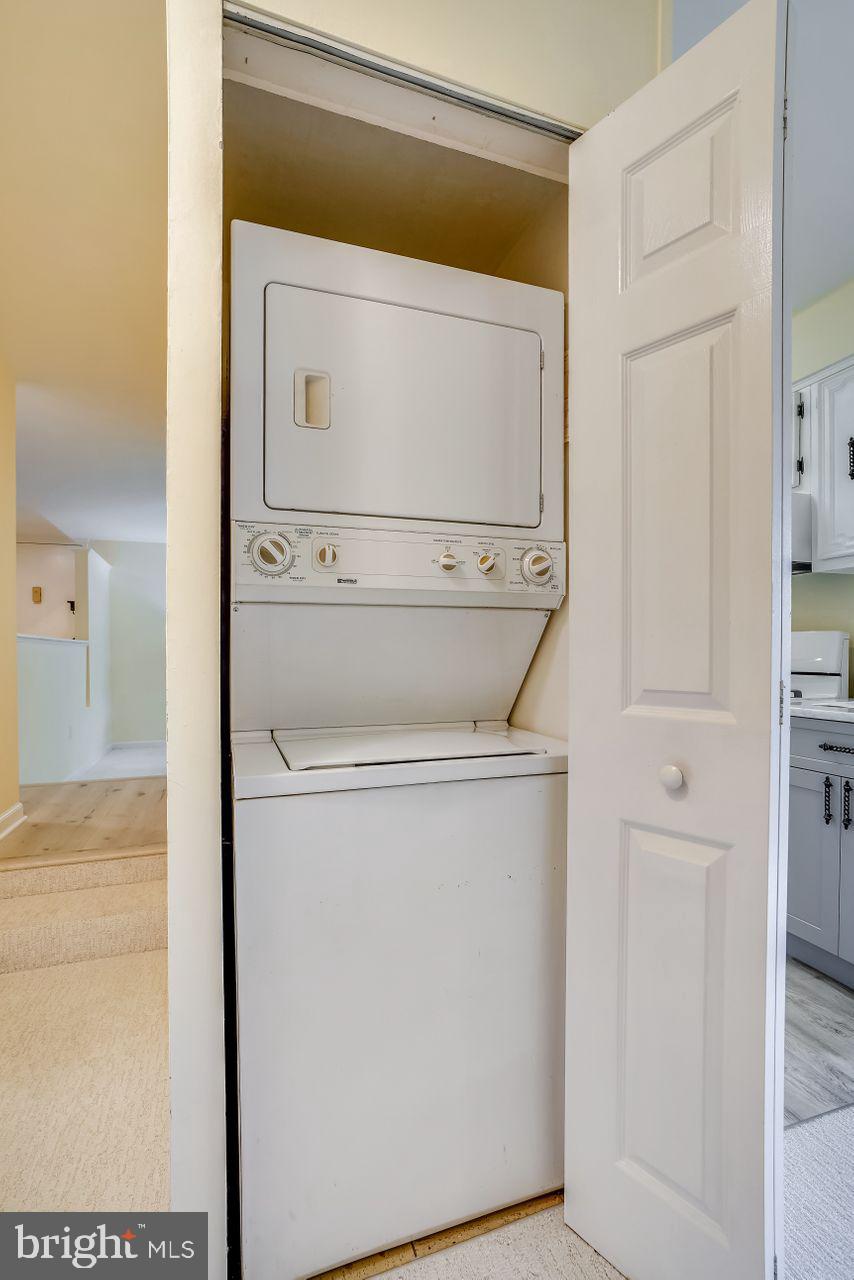 FAIRWINDS ON SEVERN - Residential