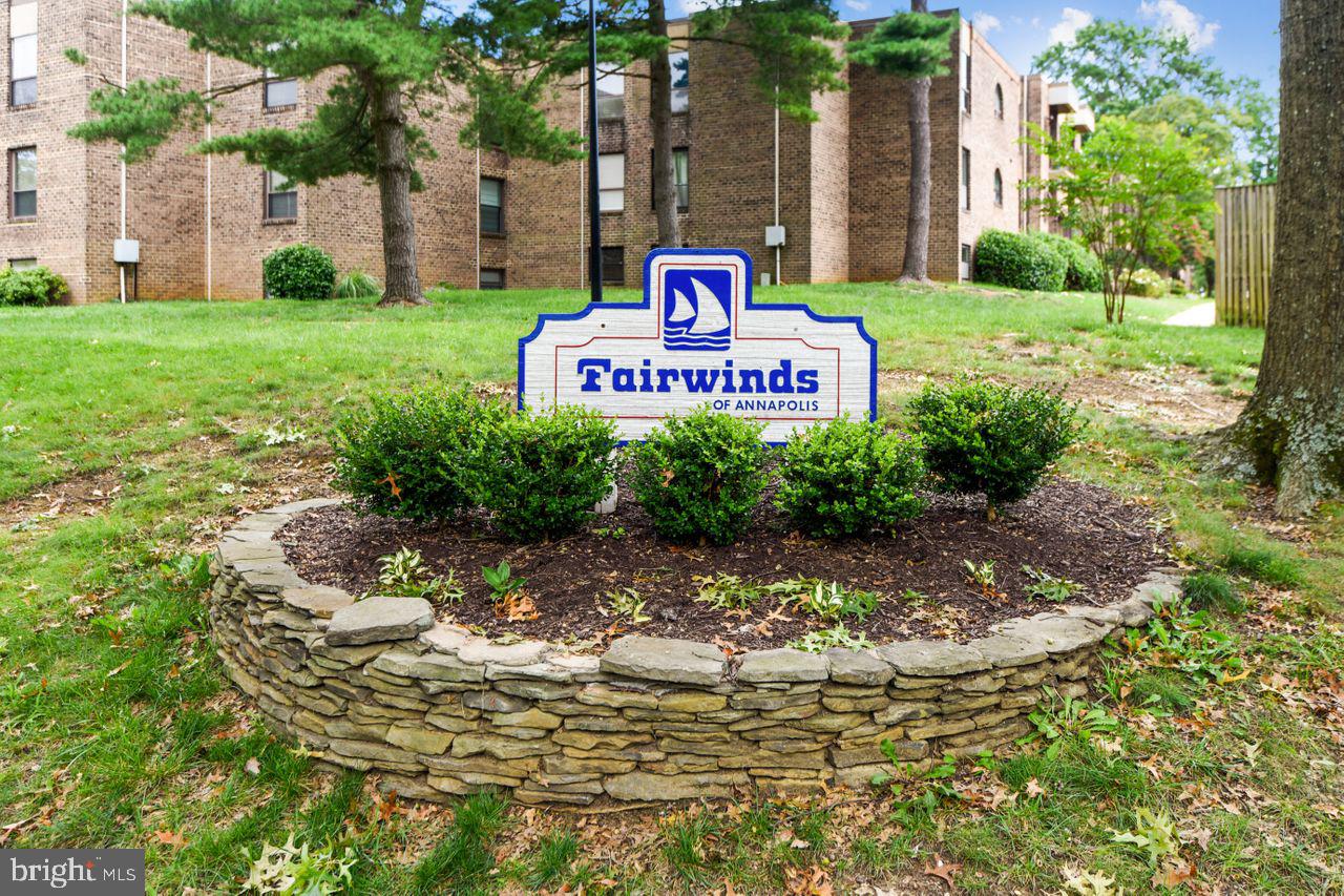 FAIRWINDS ON SEVERN - Residential